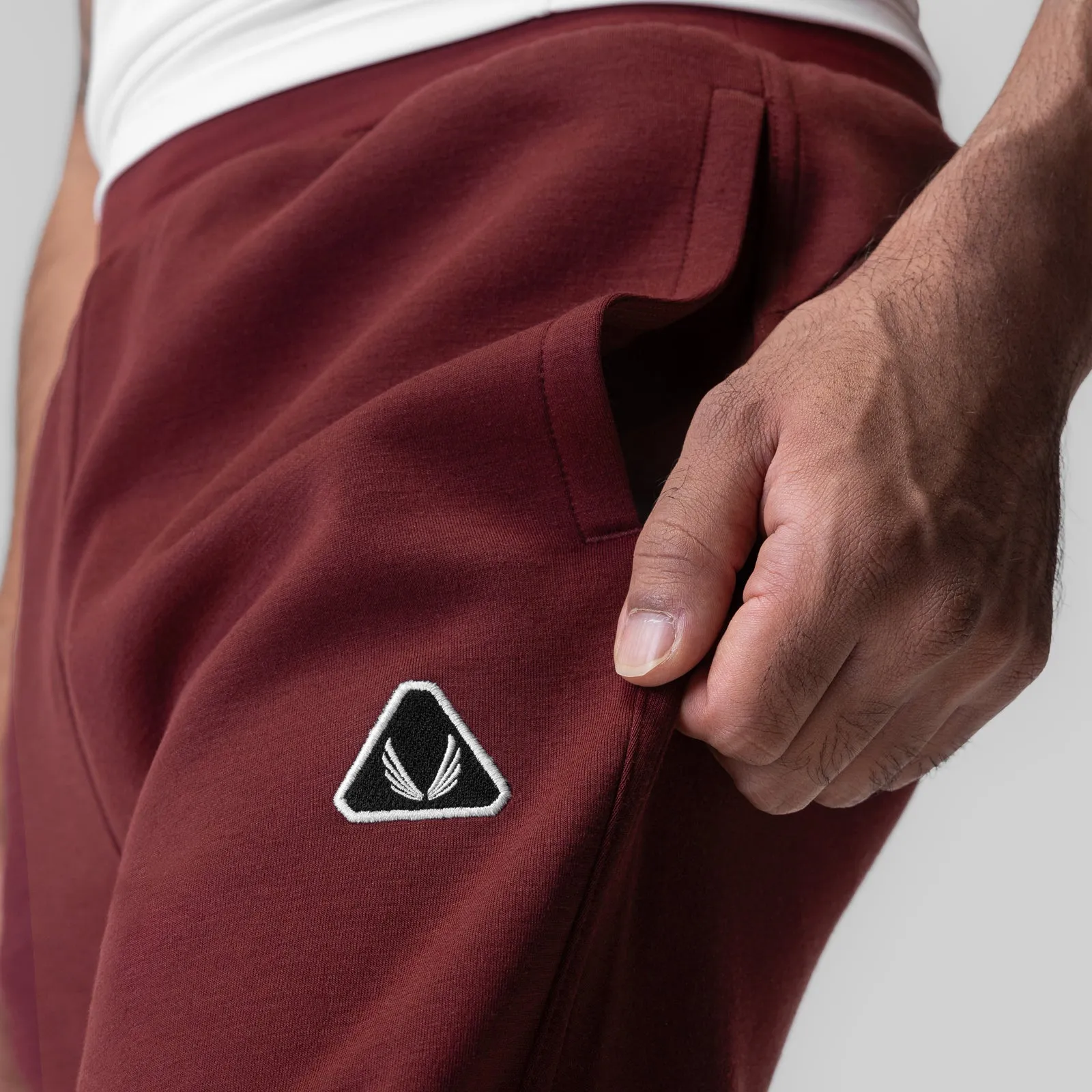 1030. Dri-Core Training Jogger - Crimson ASRV