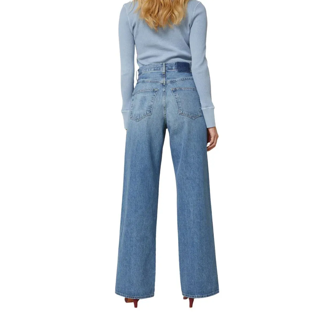 AMO Frida Jeans Back to Life Size 26 NWT