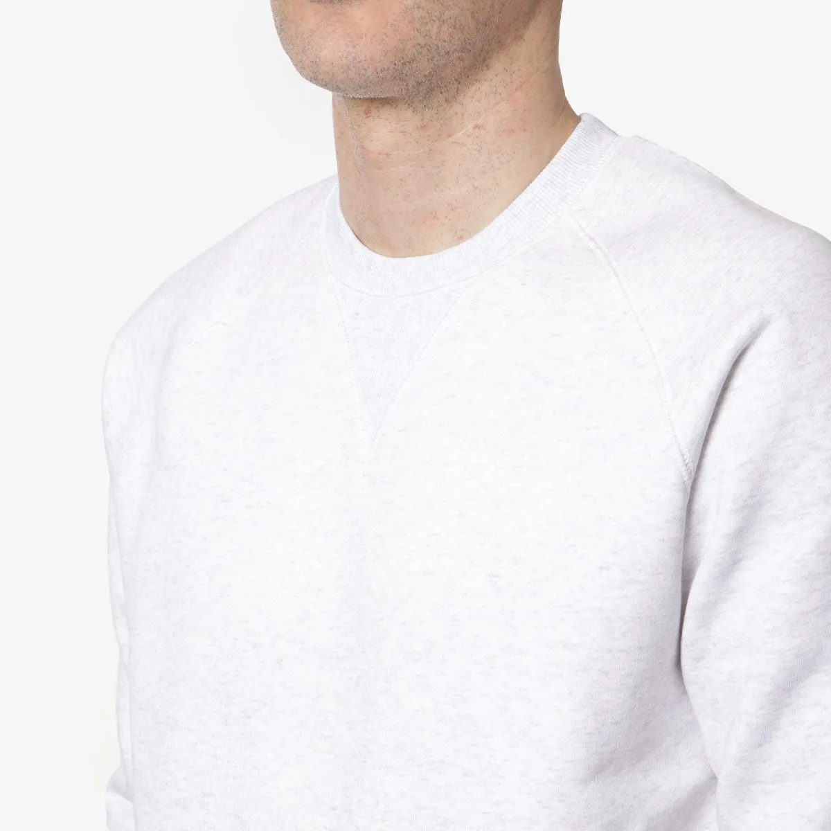 Best-Selling Carhartt WIP Chase Crewneck Sweatshirt  Stylish & Comfortable
