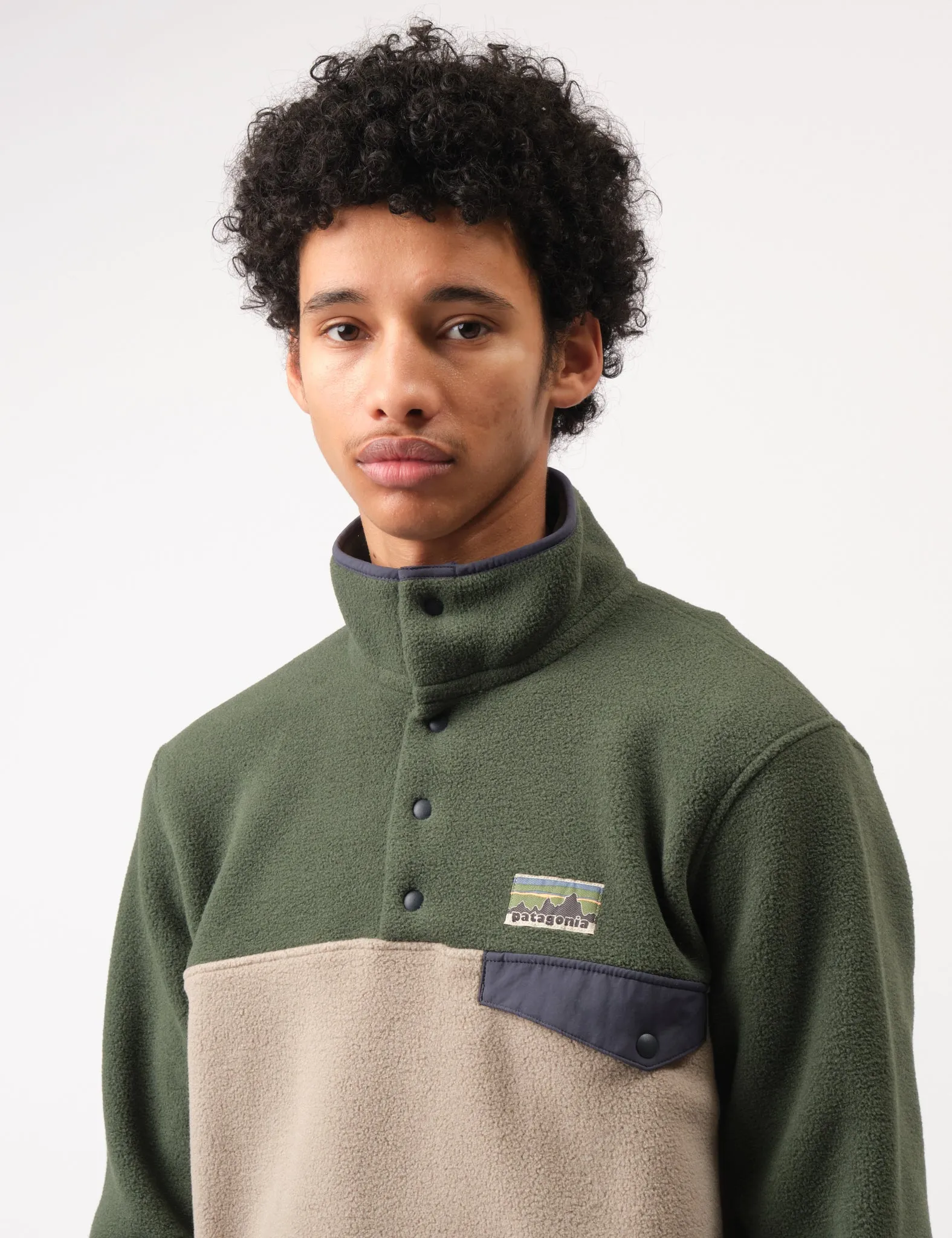 Best-Selling Patagonia LW Synch Fleece Snap-T Pullover - Seabird Grey  Almost Gone!
