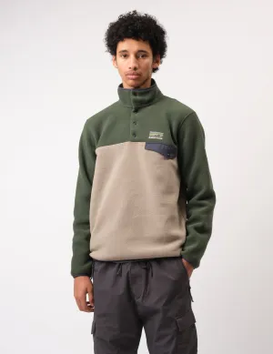 Best-Selling Patagonia LW Synch Fleece Snap-T Pullover - Seabird Grey  Almost Gone!