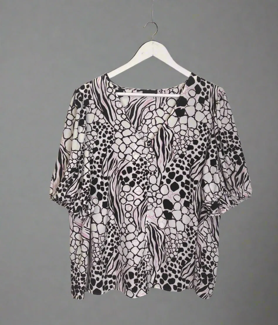 Black Abstract Print Puff Sleeve Blouse
