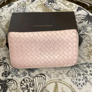 Bottega Vaneta Woven Zippy ACCESSORIES Wallet/Box