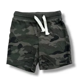 Boys Old Navy Size 3T Green Camo Pull-On Shorts with Drawstring