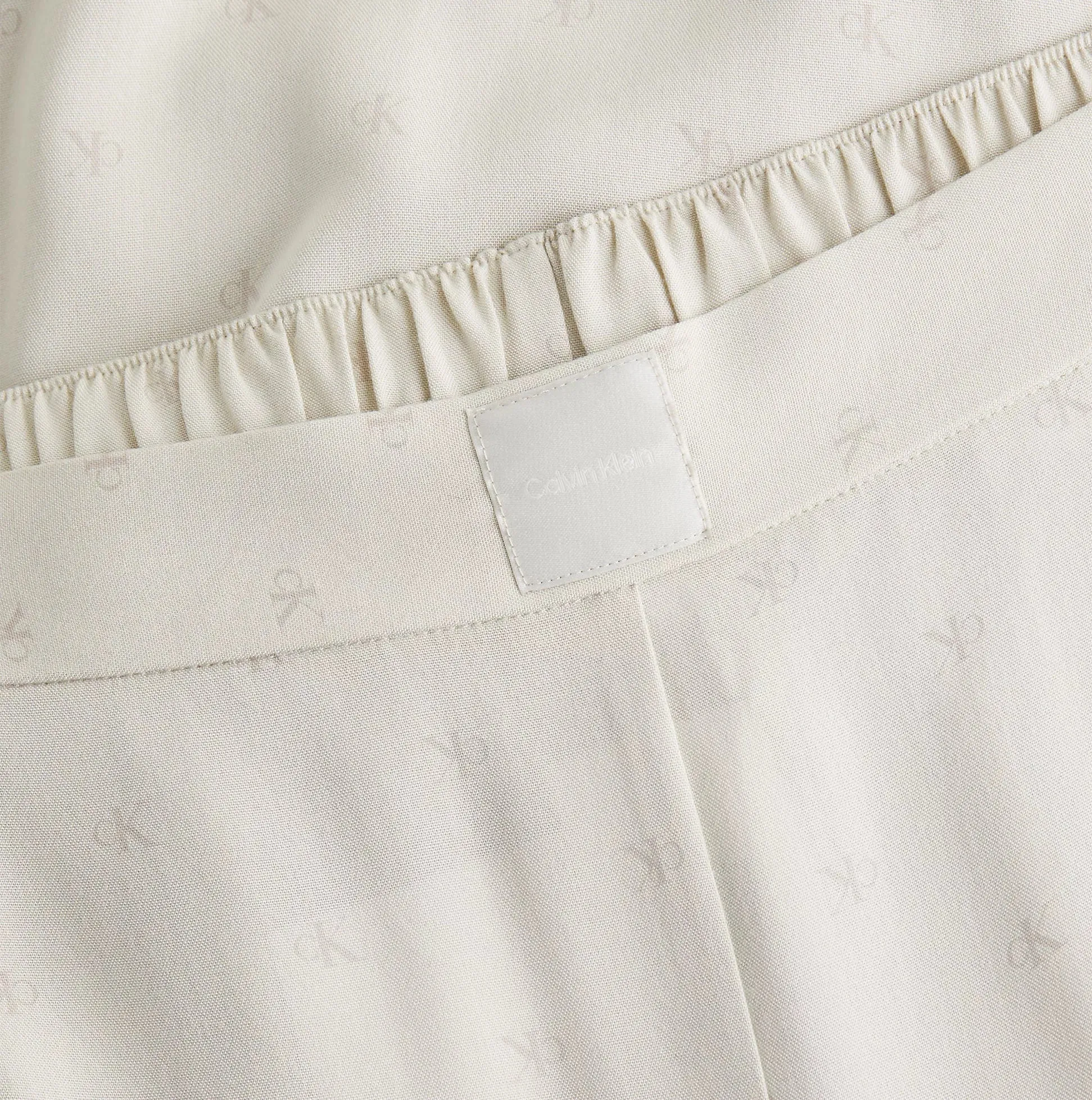 Calvin Klein WOVEN VISCOSE Womens Button Down Pants Diamond Logo/Cocoon