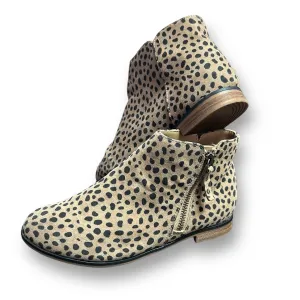 Cat & Jack Youth Girl Size 3 Animal Print Zipper Booties