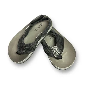 Children's Place Toddler Boy Size 6/7 Summer Sandals