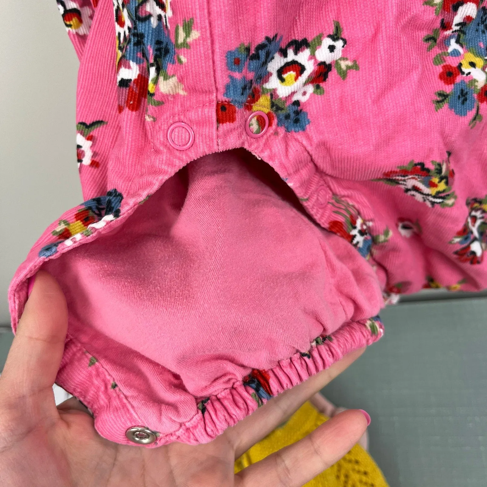 Clearance Price Mini Boden Pink Floral Corduroy Jumpsuit Overalls 12-18 Months  Today Only!