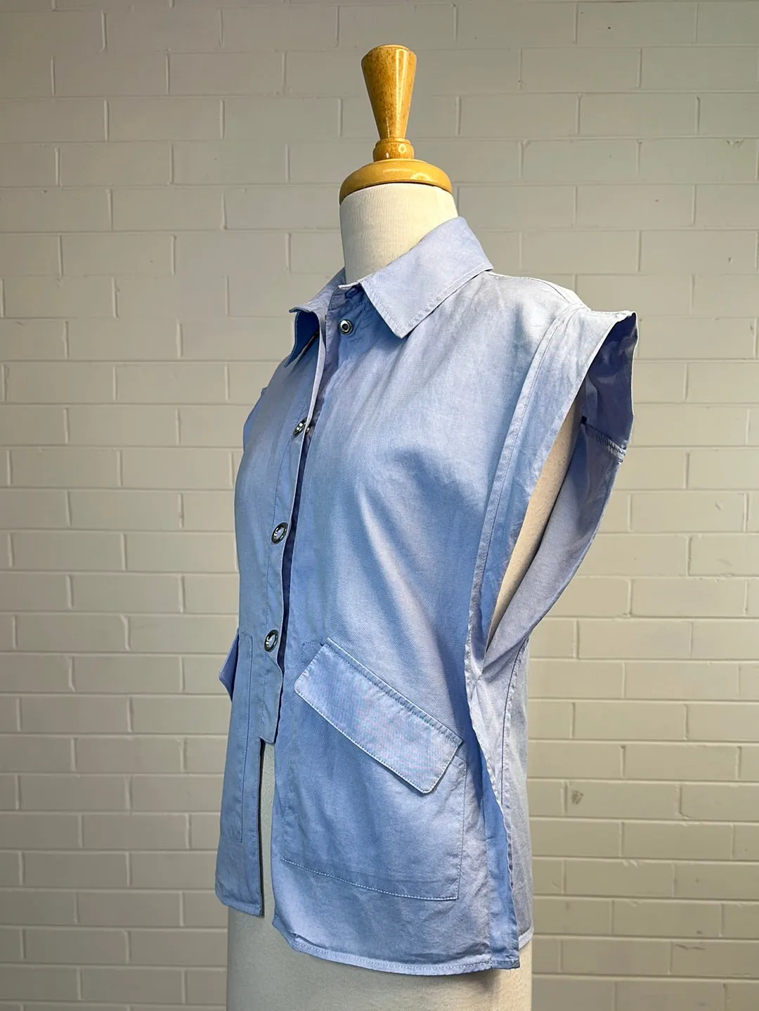 C/MEO Collective | shirt | size 8 | cap sleeve | 100% cotton