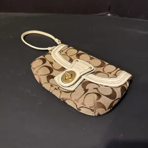 Coach Monogram Front Clasp ACCESSORIES S