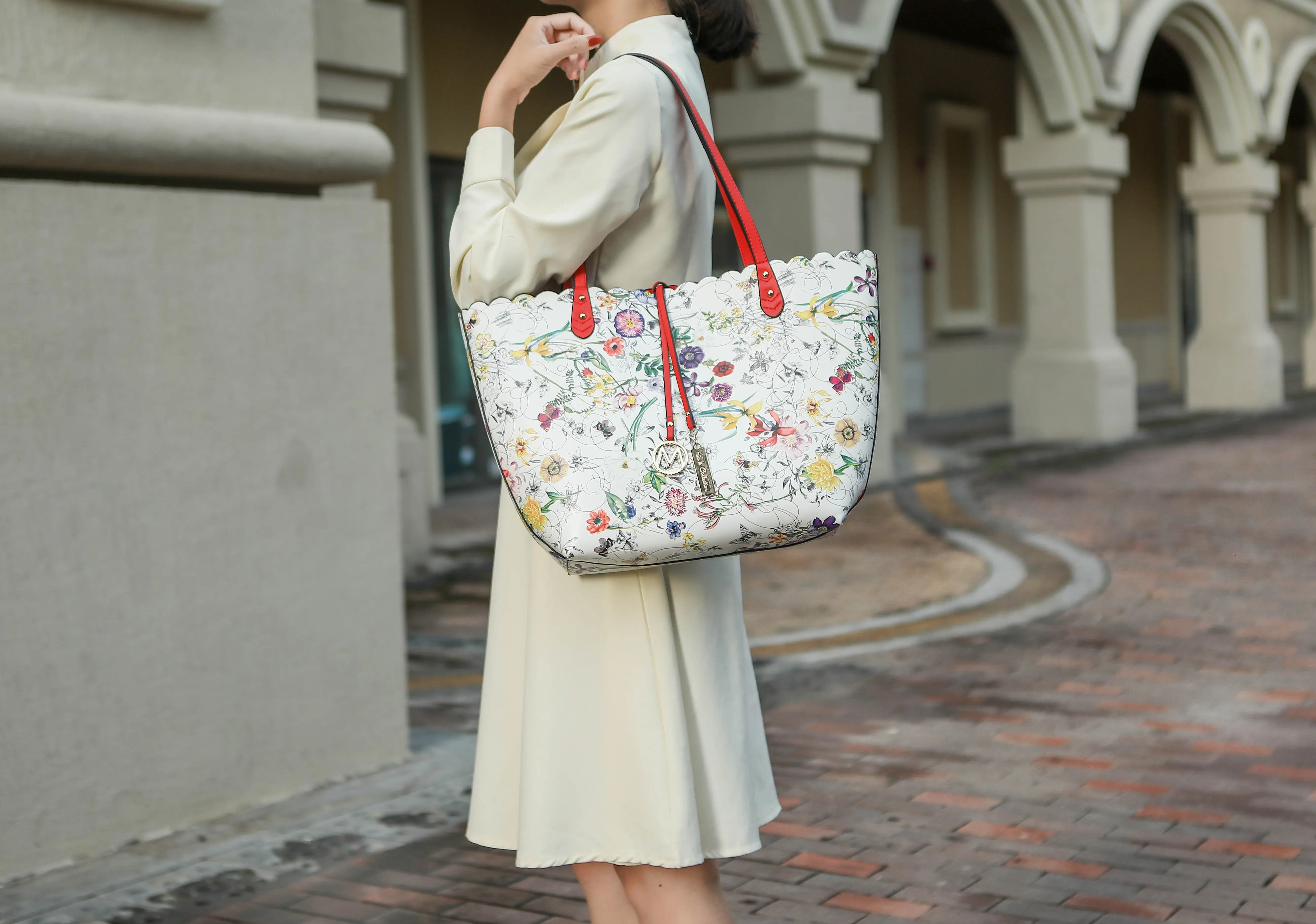 Danielle Reversible Shopper Tote Bag Crossbody Pouch