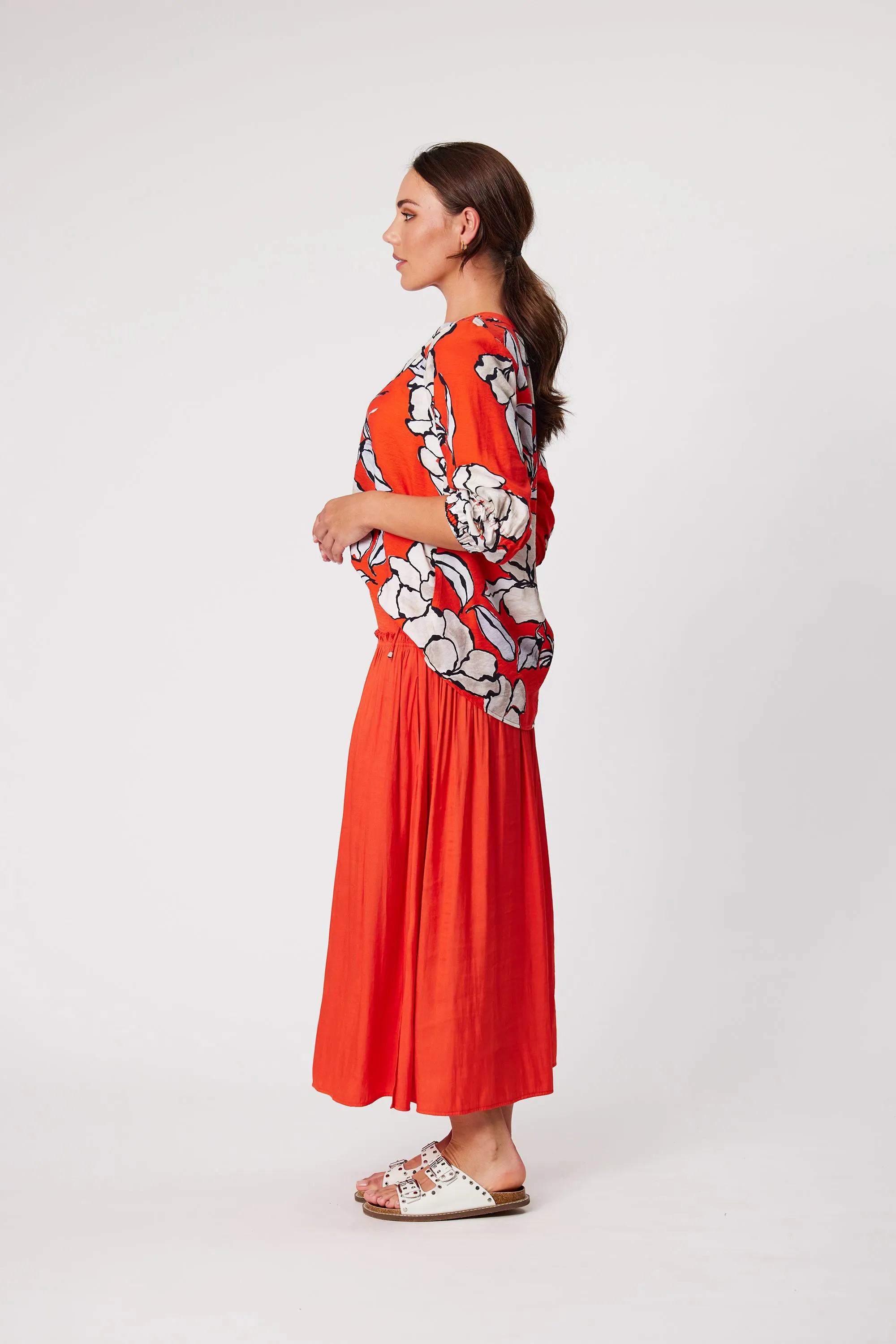 Design Nation - Flourish Top - DN29025 - Flourish Print - 50% Off 1 x 18 left