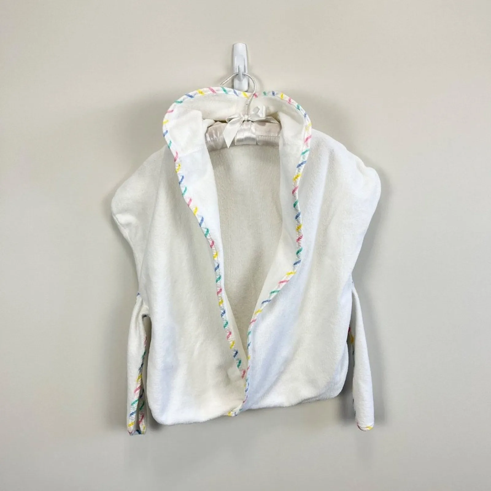 Doorbuster Vintage Playskool Baby White Towel Sack USA  Limited Availability!