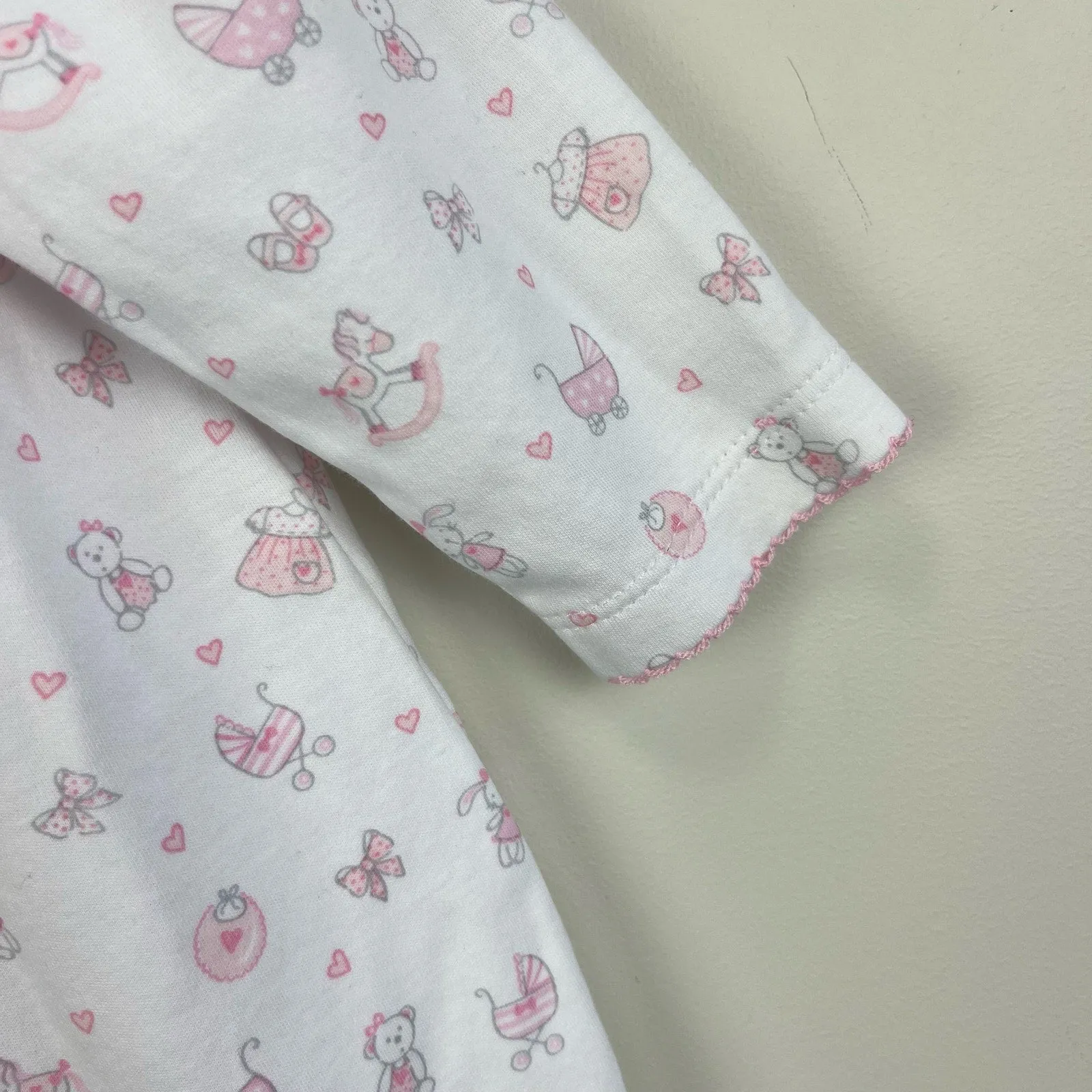 Flash Sale! Kissy Kissy White Pink Footie 6-9 Months  Limited Stock!