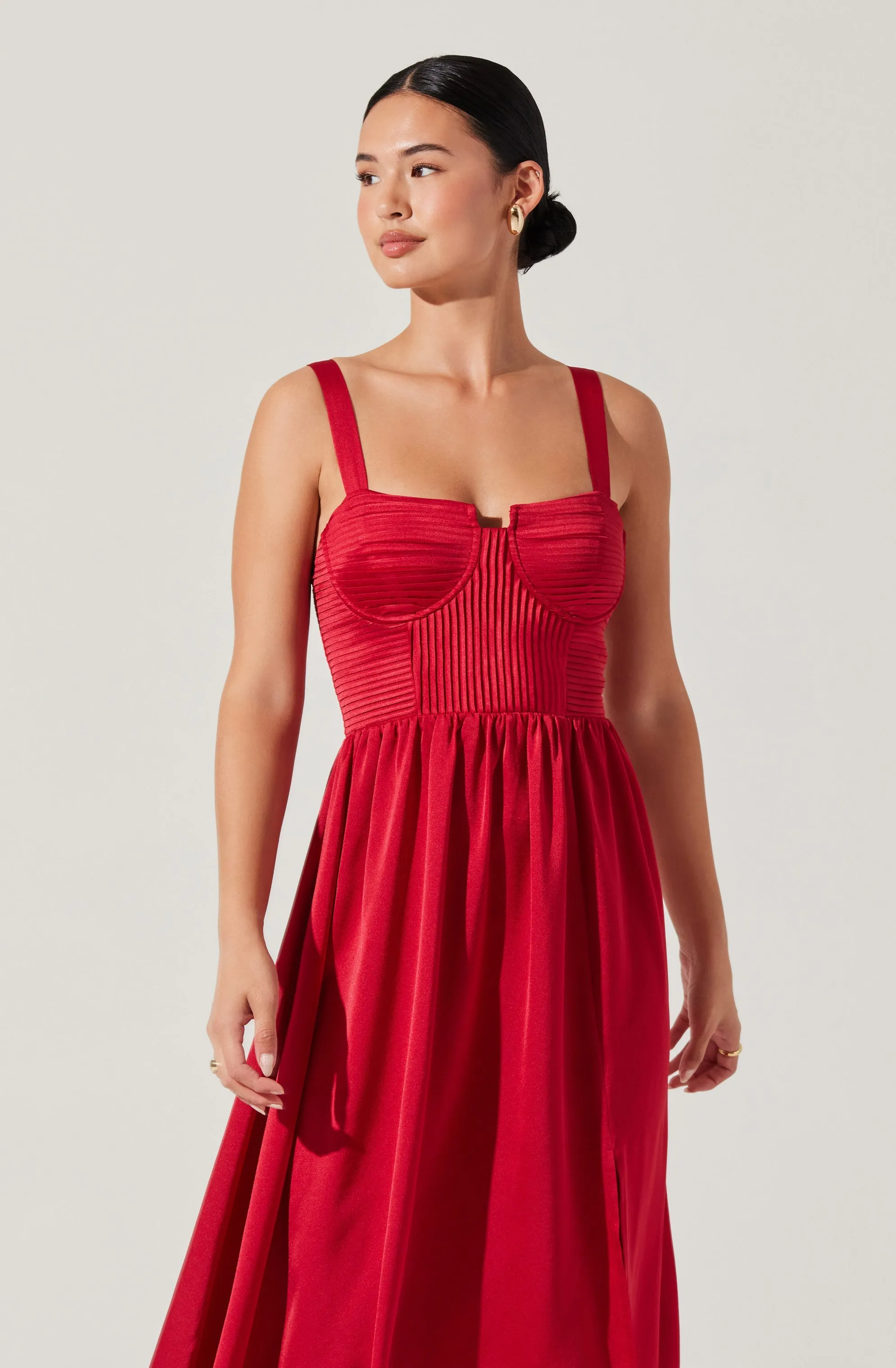 Flash Sale! Pleated Bustier Midi Dress  Stylish & Comfortable