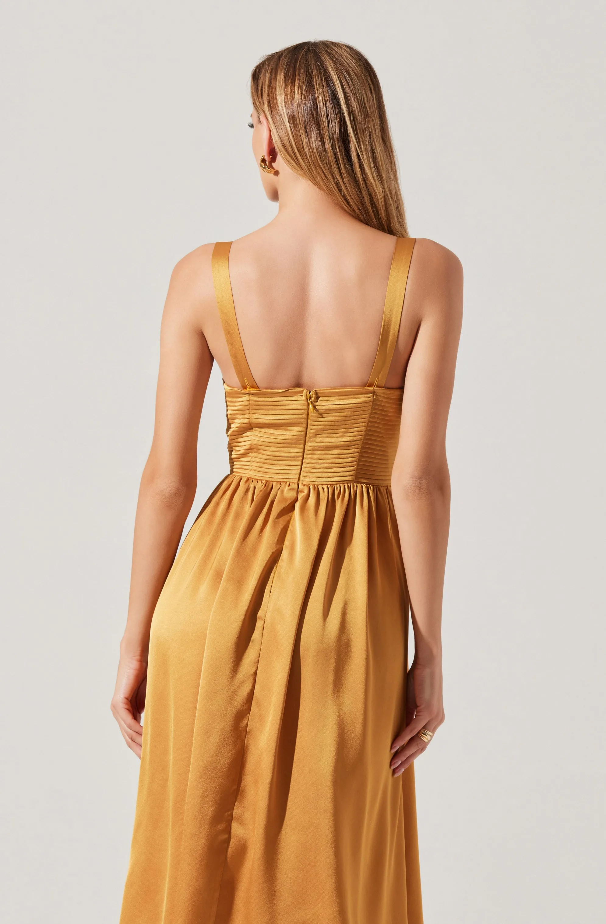 Flash Sale! Pleated Bustier Midi Dress  Stylish & Comfortable