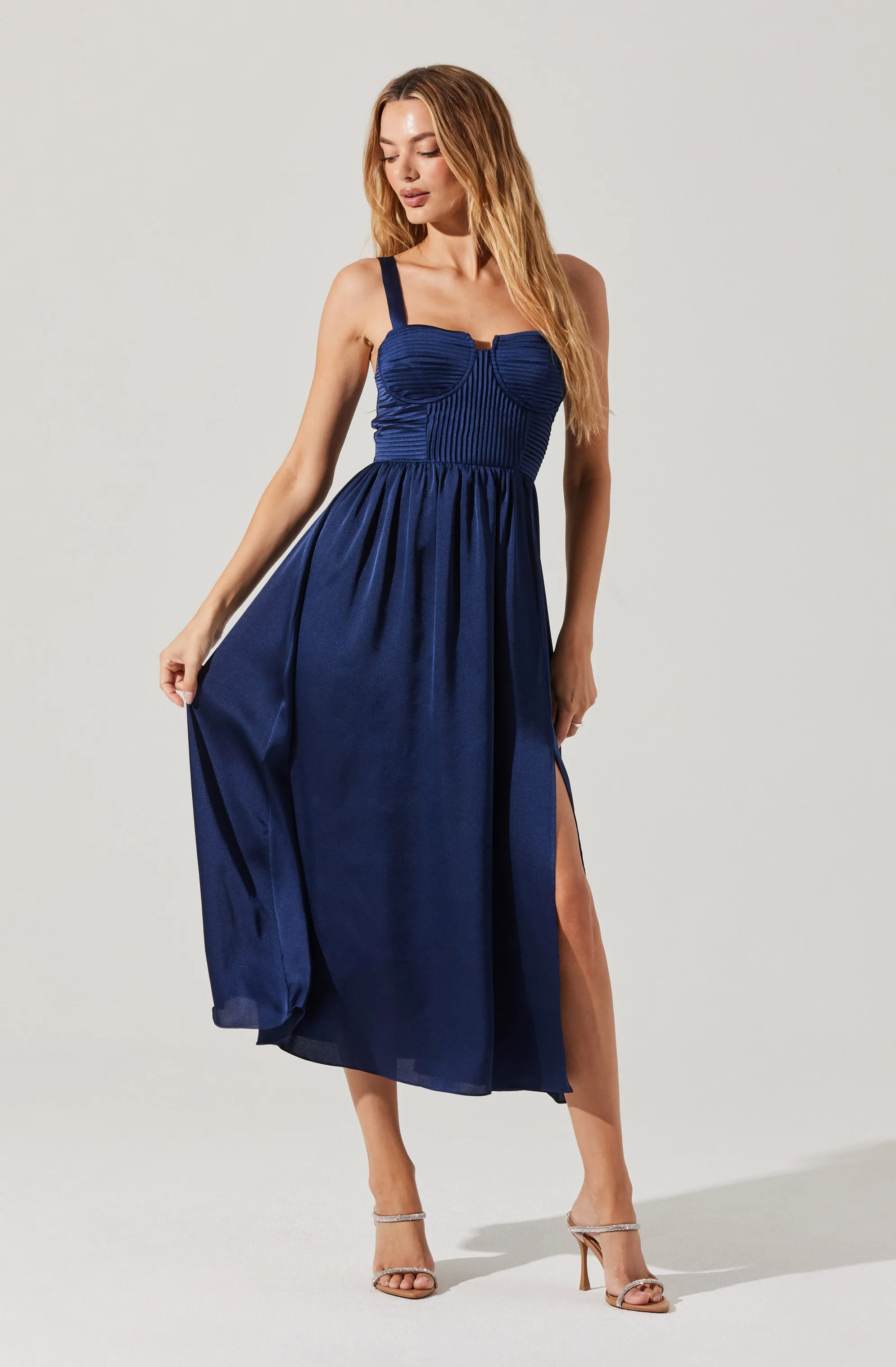 Flash Sale! Pleated Bustier Midi Dress  Stylish & Comfortable