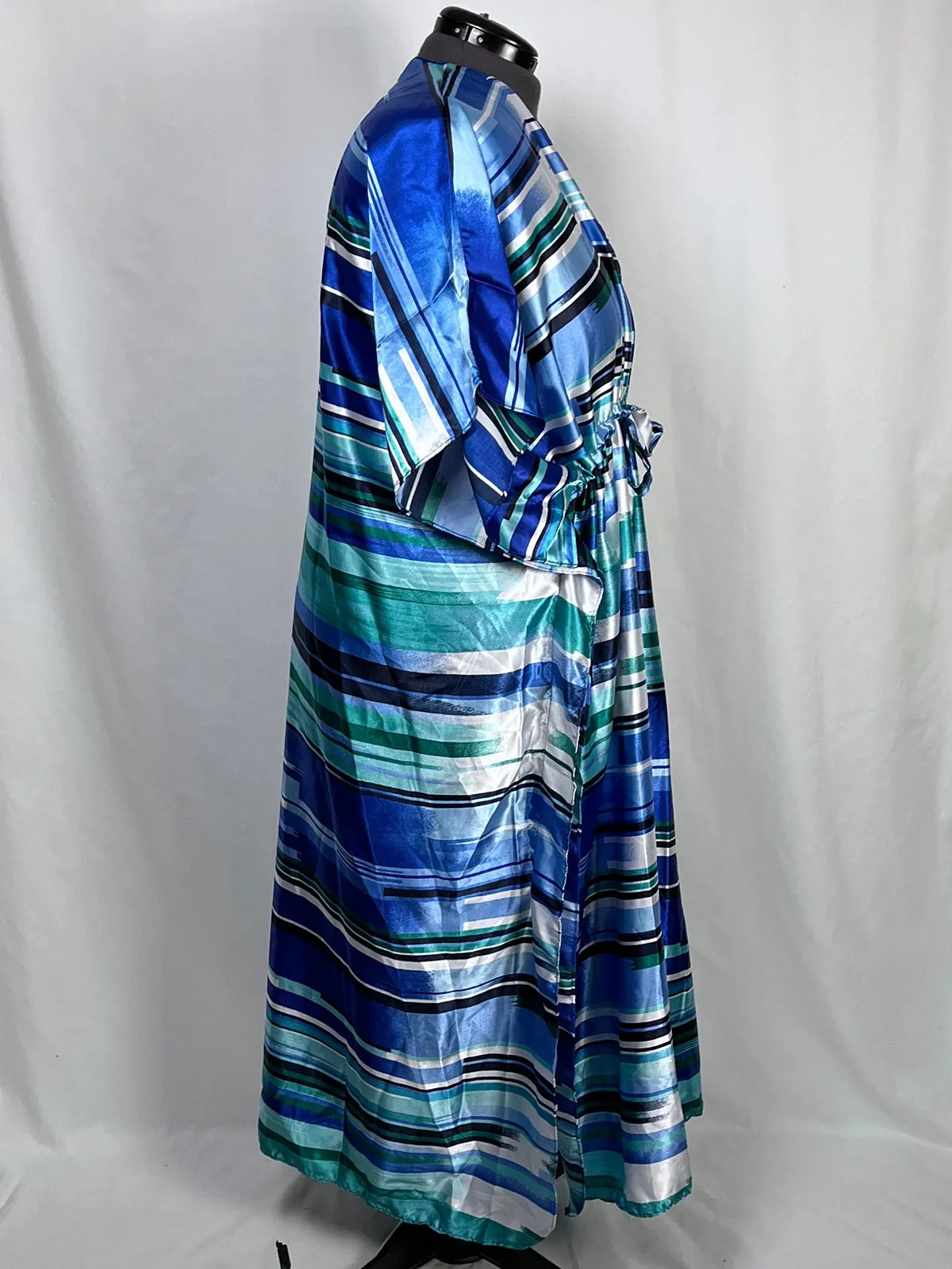 Generation 524 Size Open Blue & White Stripe Caftan NWT