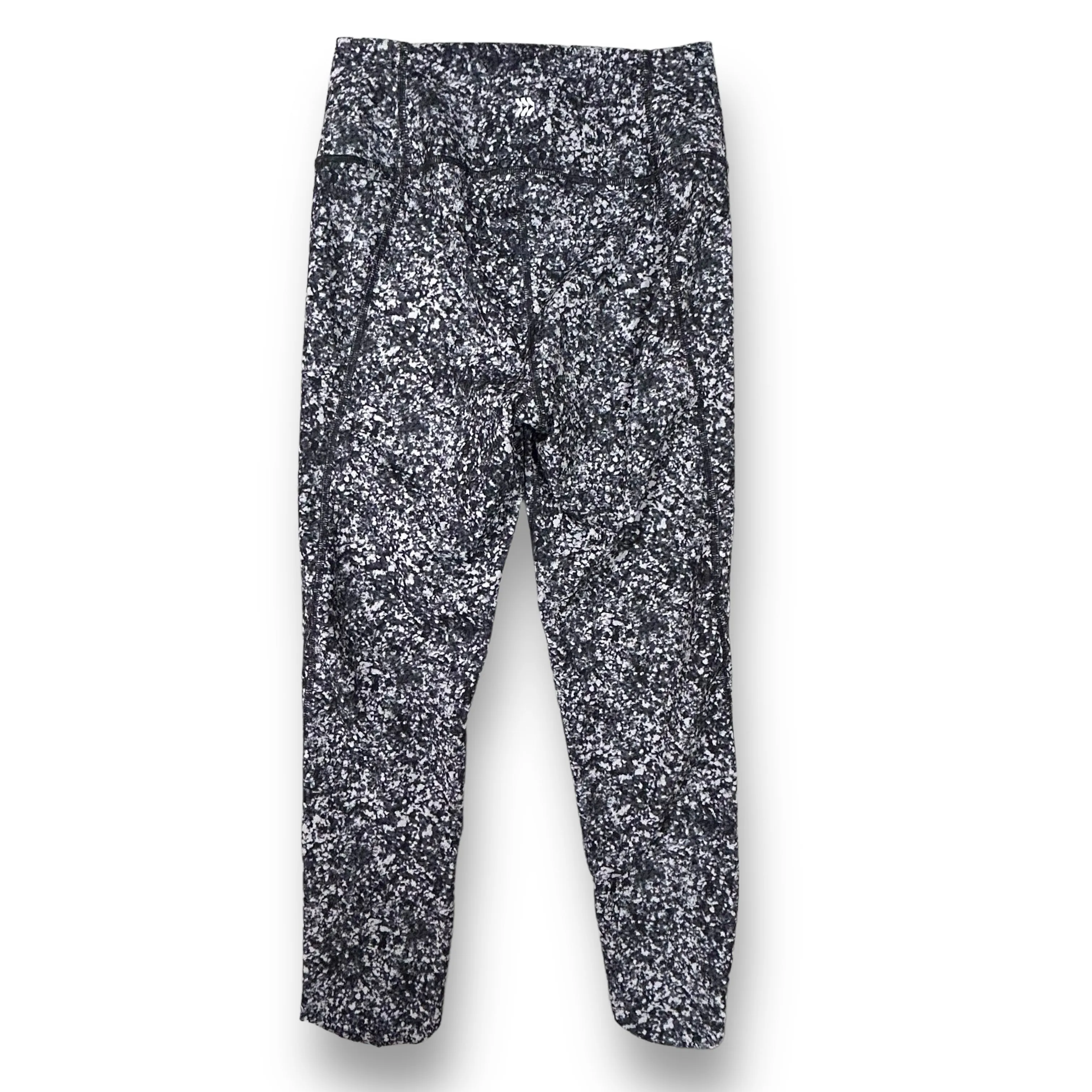 Girls Size 14/16 Youth Mixed Lot of 4 Athletic Legging Capris and Tees
