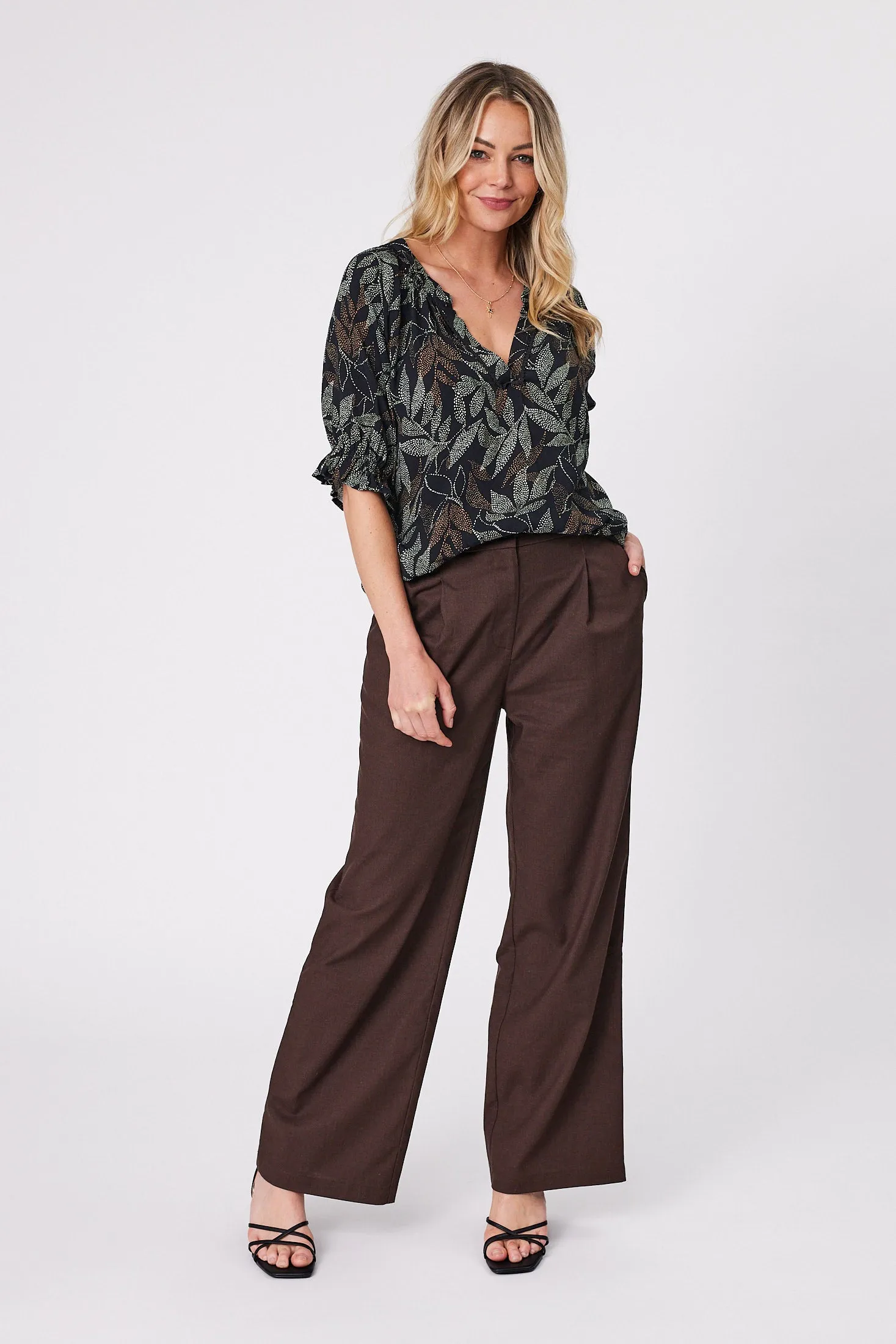 Gloss by Shine On Fable Mandarin Collar Top Black Dot Leaf Print