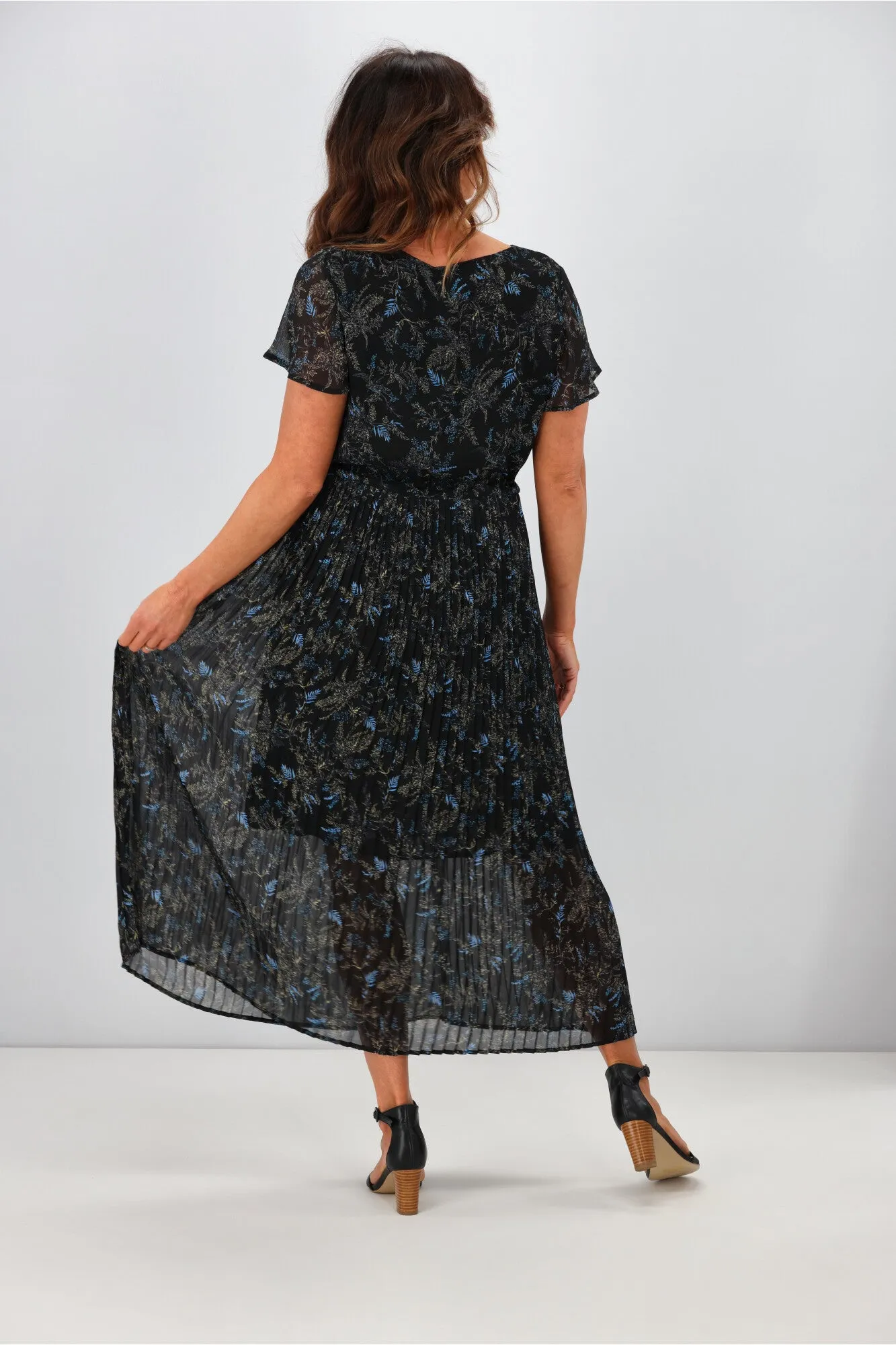 Gloss by Shine On Nyla Pleated Dress  Black Fauna Print