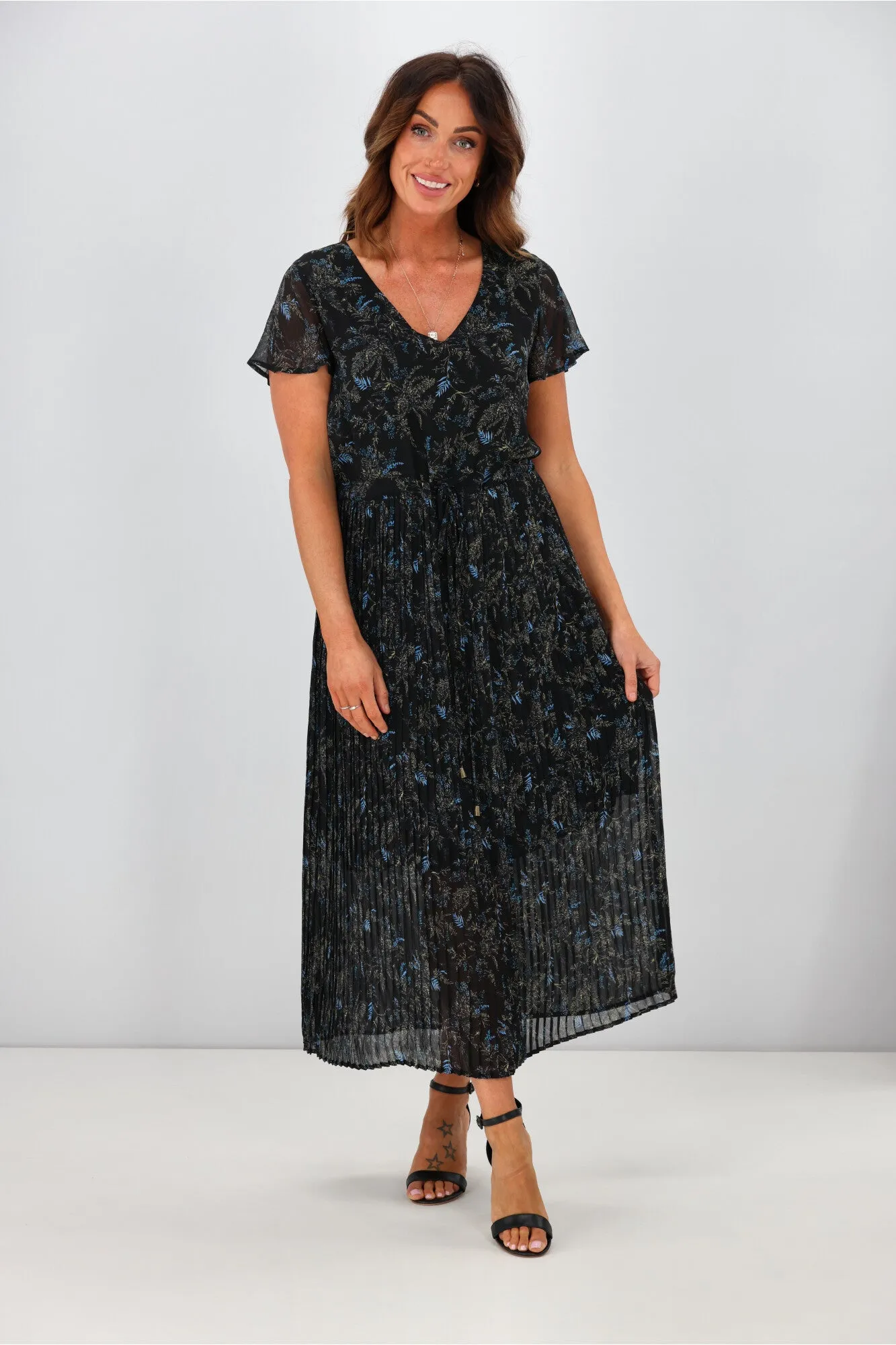 Gloss by Shine On Nyla Pleated Dress  Black Fauna Print