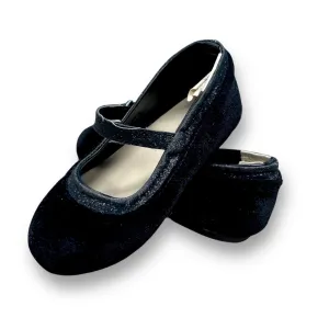 Gymboree Toddler Girl Size 7 Black Velvet No-Buckle Dress Shoes