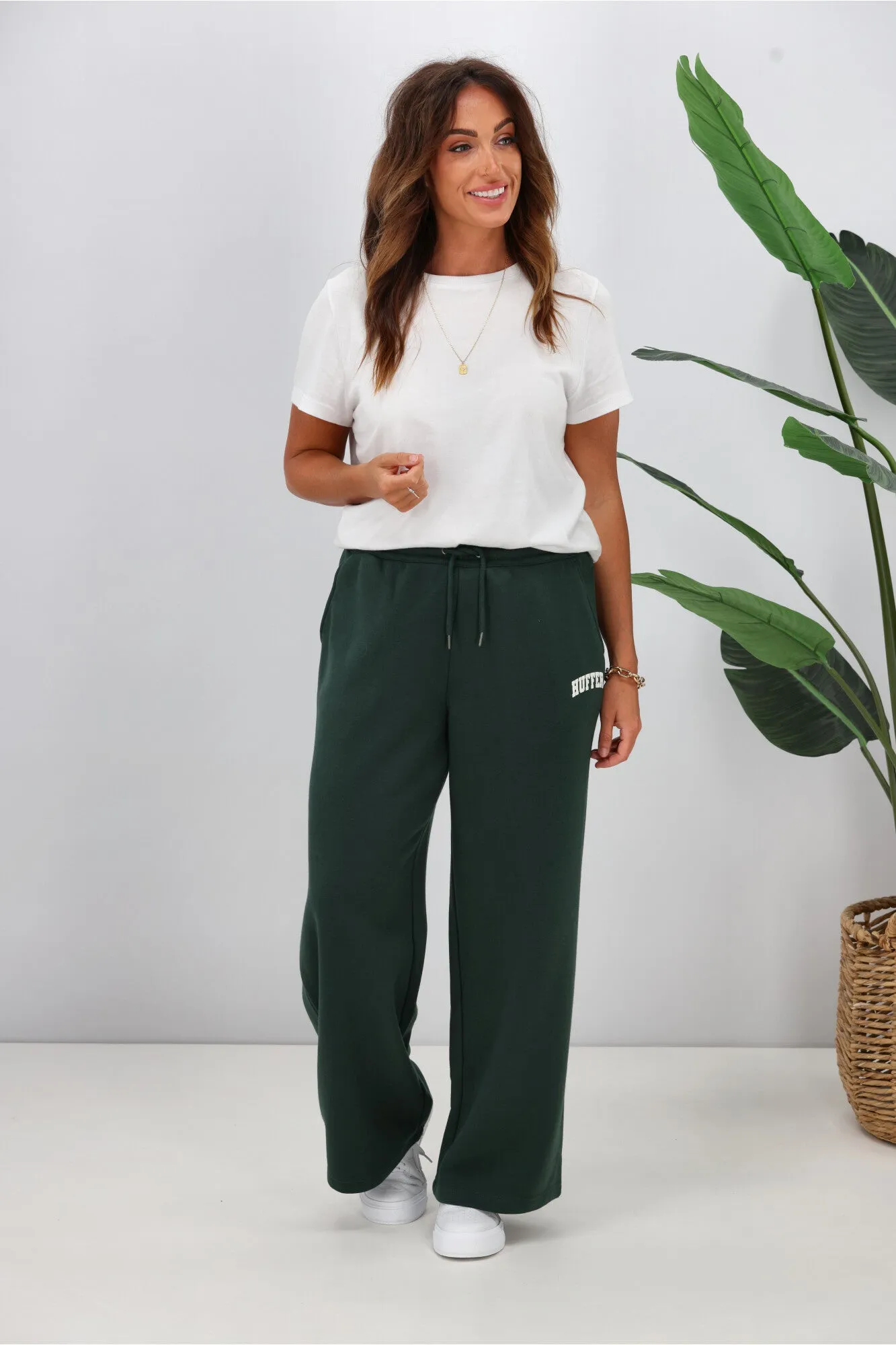 Huffer Easy Trackpant Evergreen