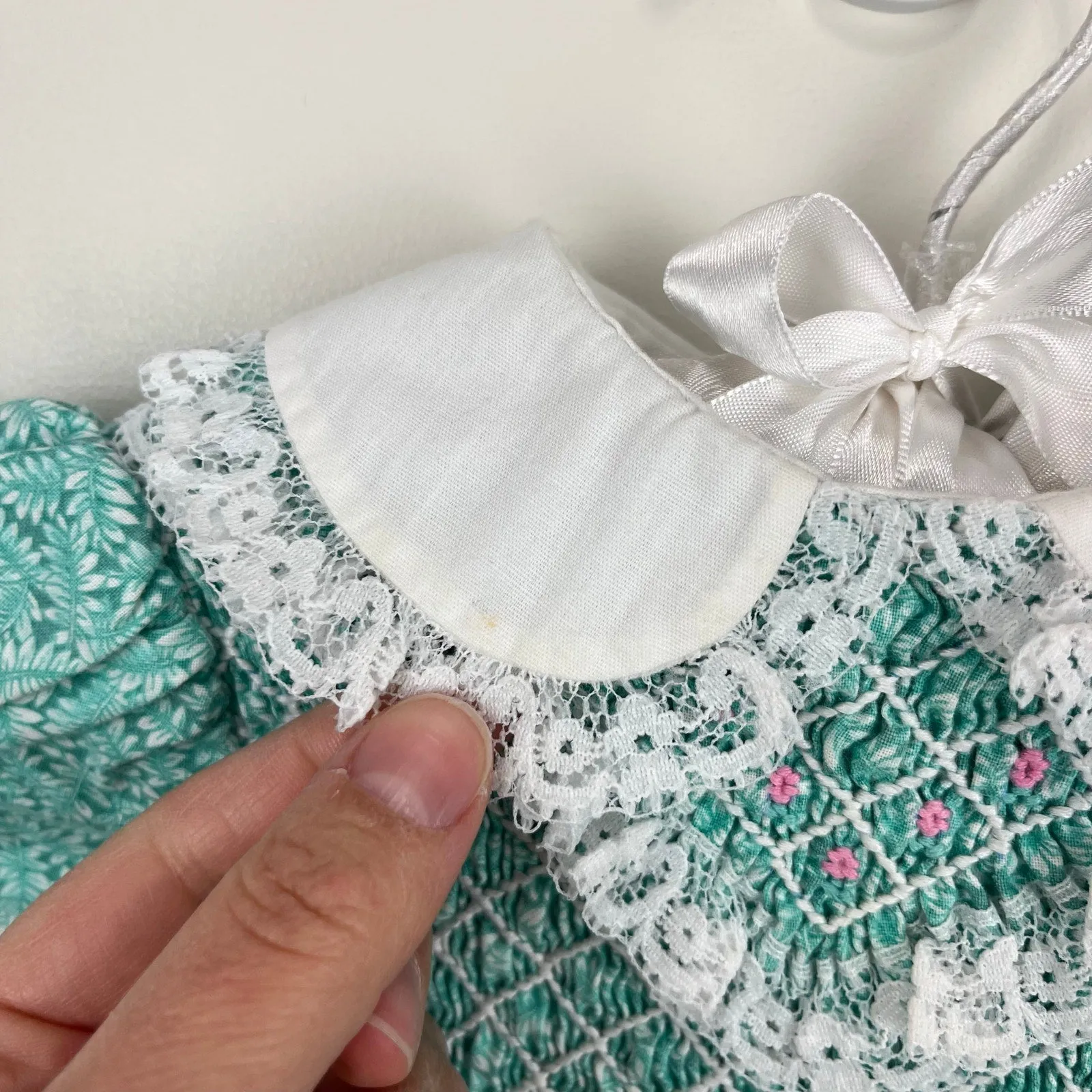 Insta-Worthy Vintage Polly Flinders Smocked Green Floral Dress 2T  Ends Soon!