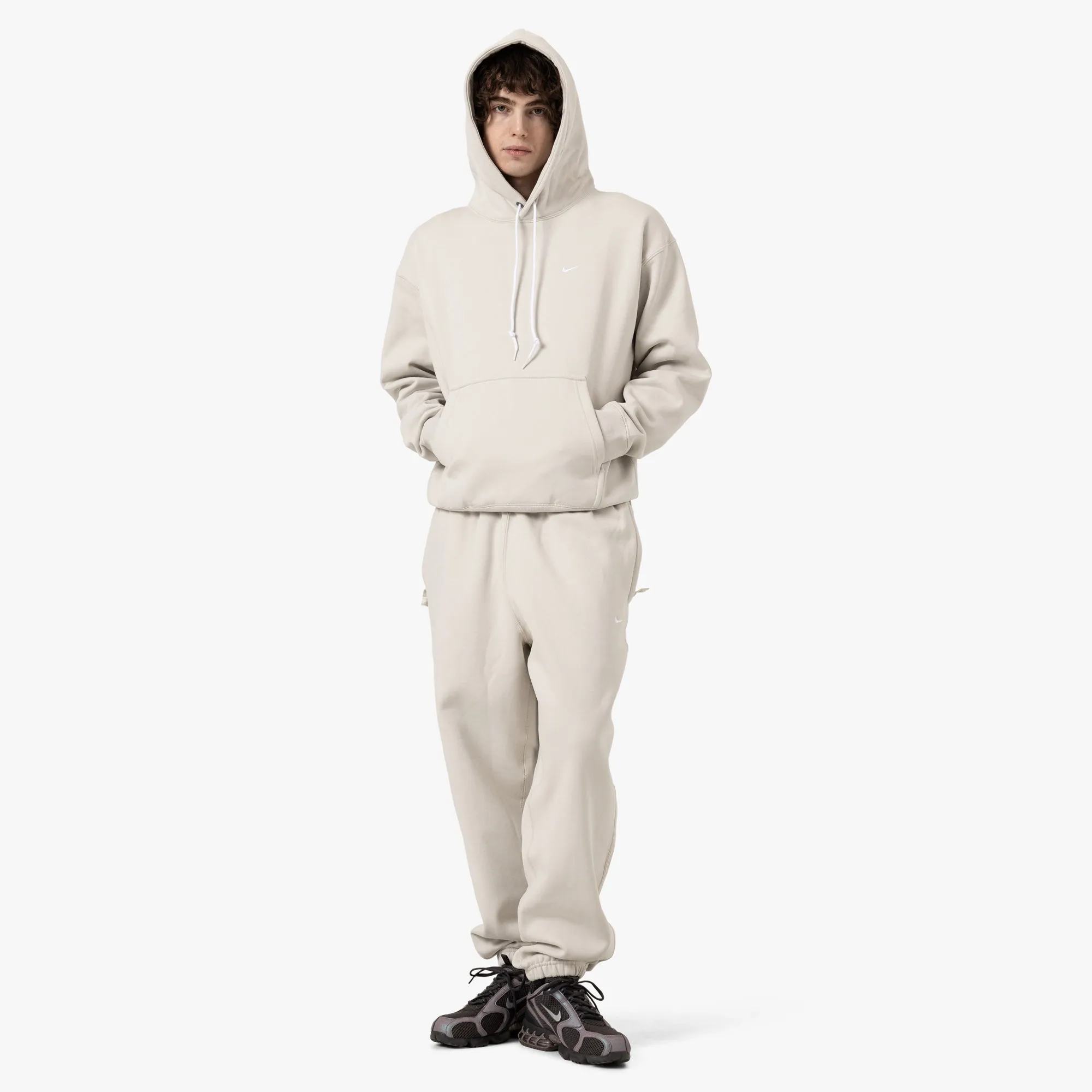 Nike Solo Swoosh Pullover Hoodie / Light Bone / White