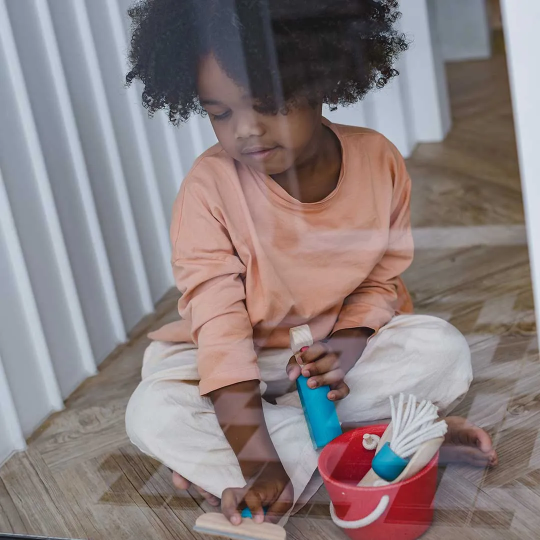 Plan Toys Cleaning Set