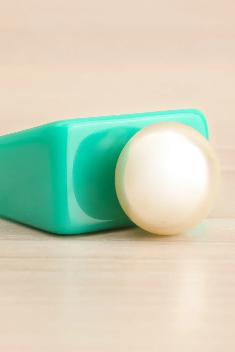 Polly Aqua | Plastic Pearl Ring