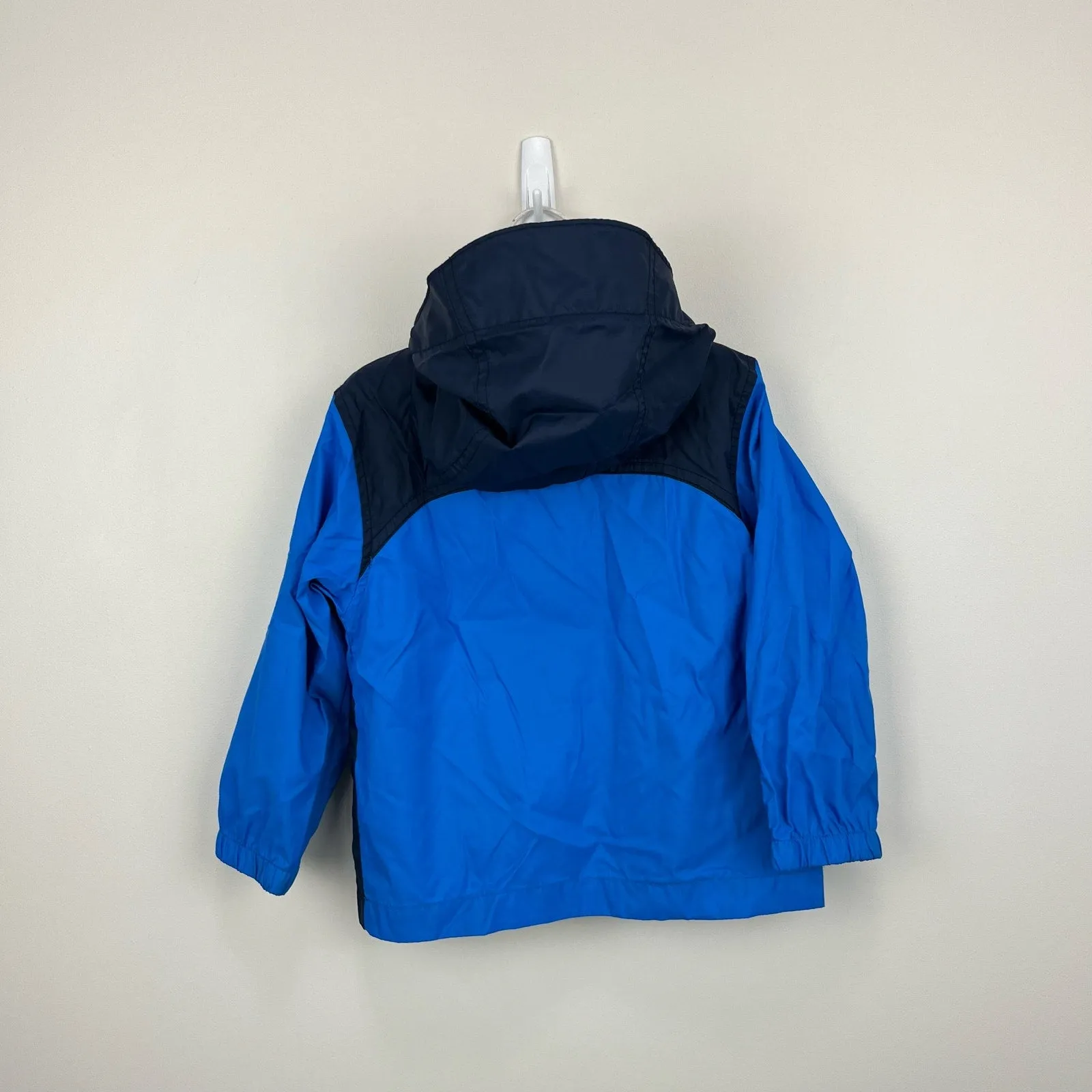 Premium Quality Columbia Boys Blue Windbreaker Jacket 3T  Ends Soon!