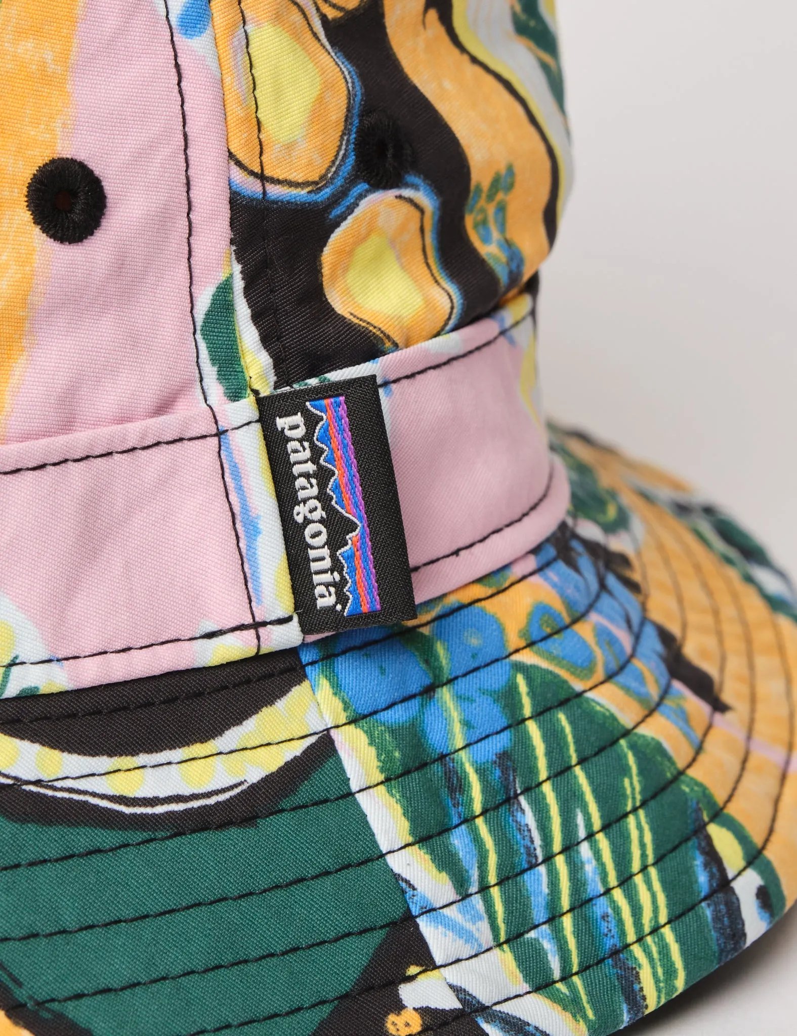Premium Quality Patagonia Wavefarer Island Seeds Bucket Hat - Milkweed Mauve  Last Chance!