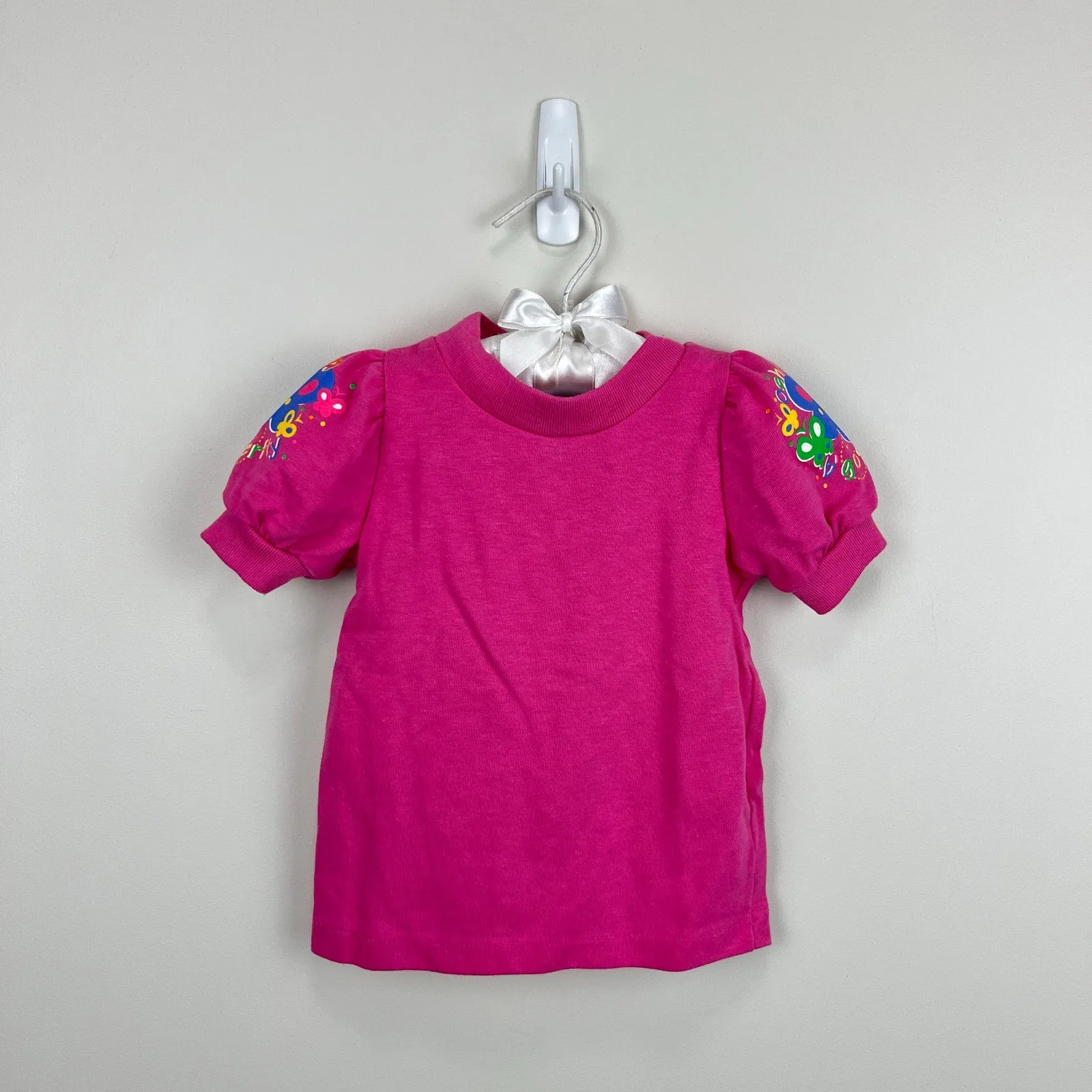 Selling Fast Vintage OshKosh B'gosh Busy Butterfly Short Sleeve Tee Shirt 12 Months USA  Stylish & Comfortable