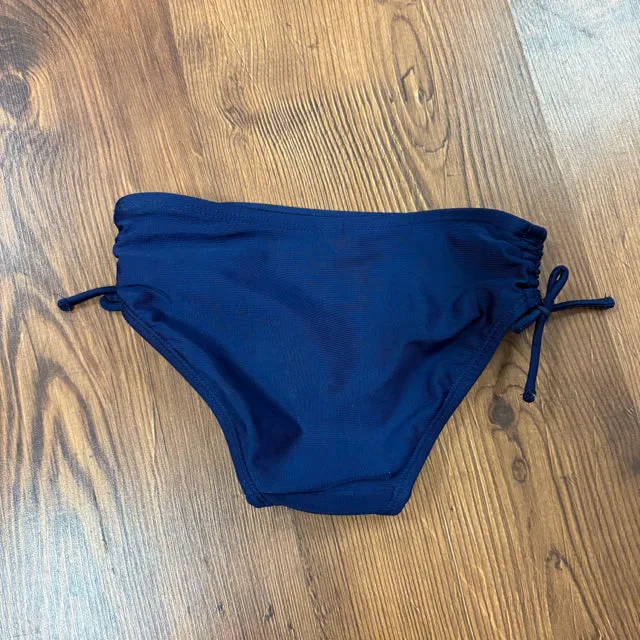 SO SIZE 4/5 Swimwear