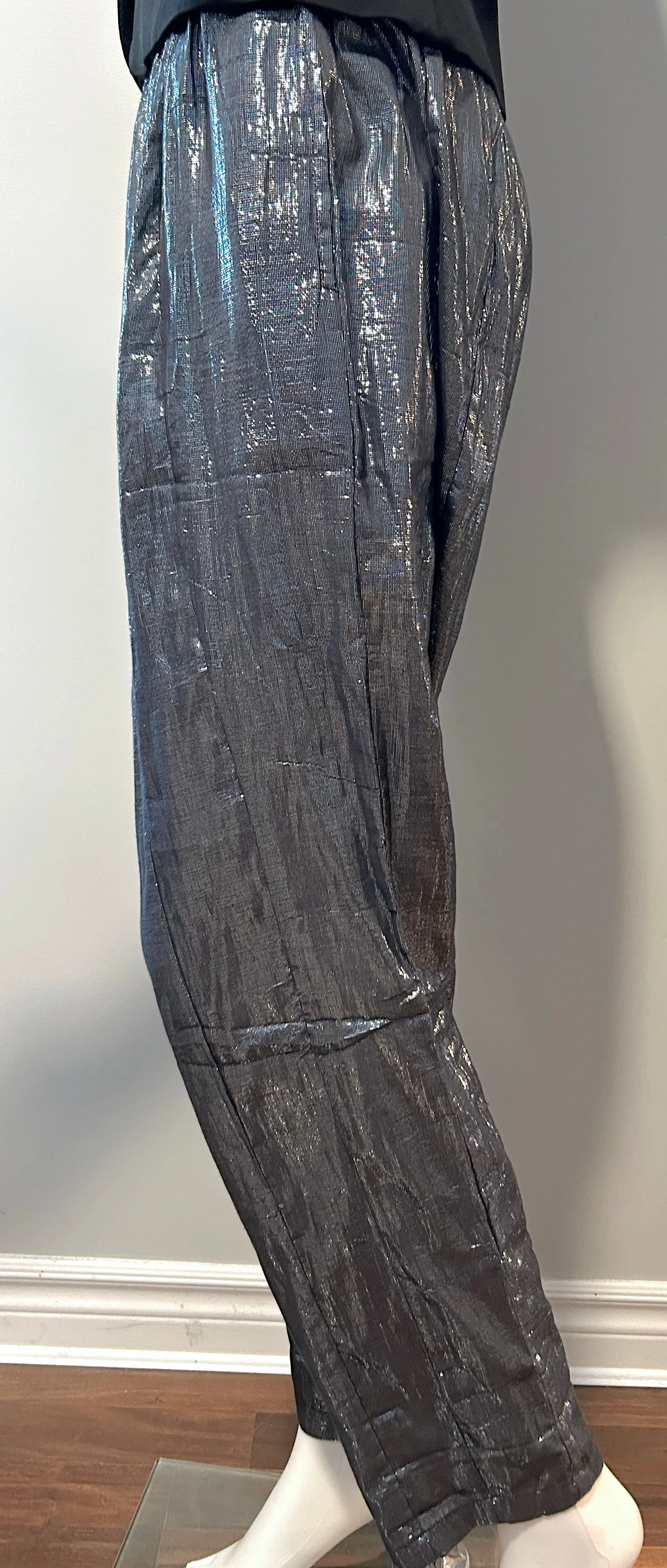 Suzie Kondi Gunmetal Shine Pant Size M/L