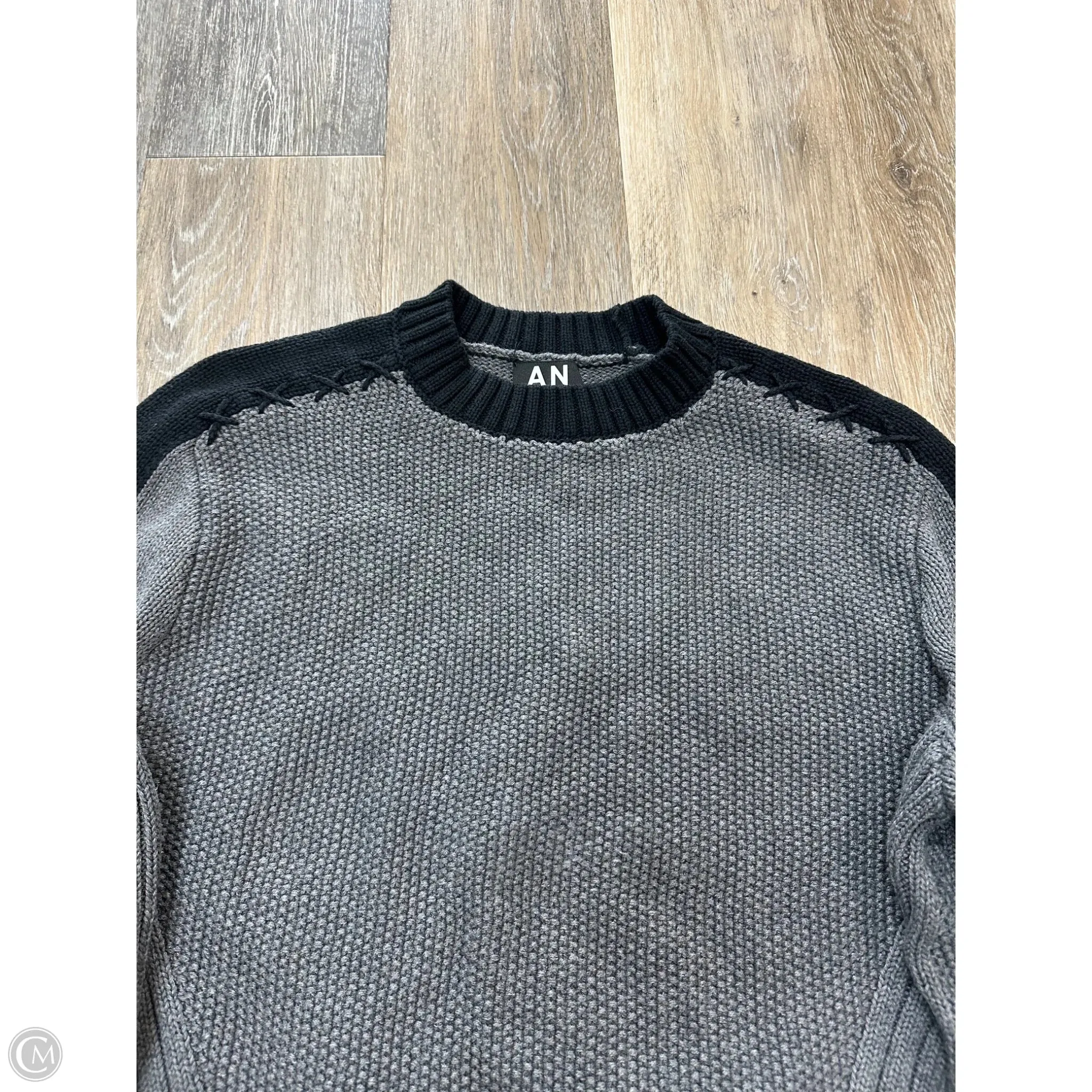 Sweater By Alp N Rock In Grey, Size: M