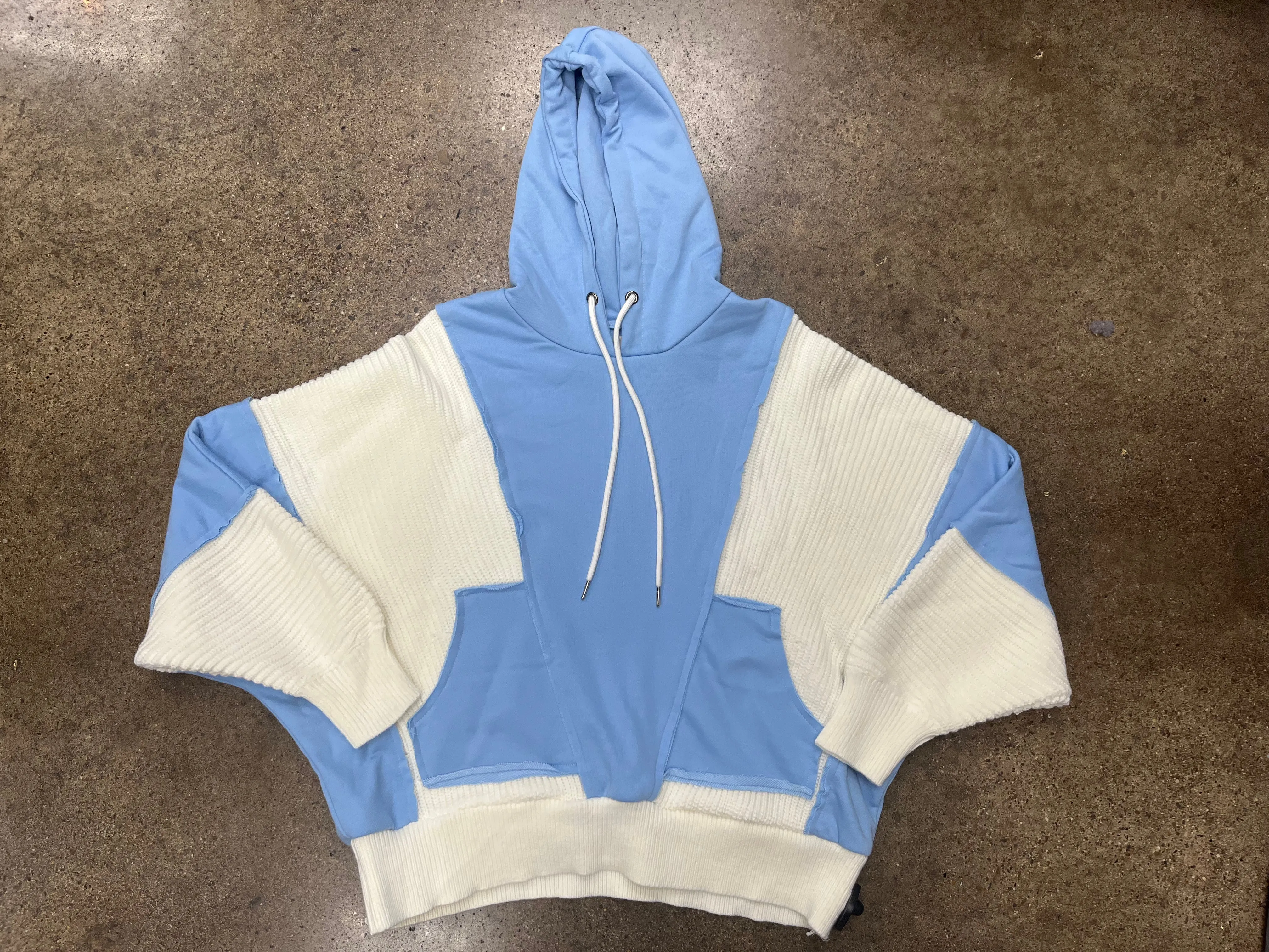 Sweatshirt Hoodie By Clothes Mentor In Blue & White, Size:L