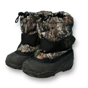 Toddler Boy Size 6 Camo Bungee Fit Weatherproof Snow Boots