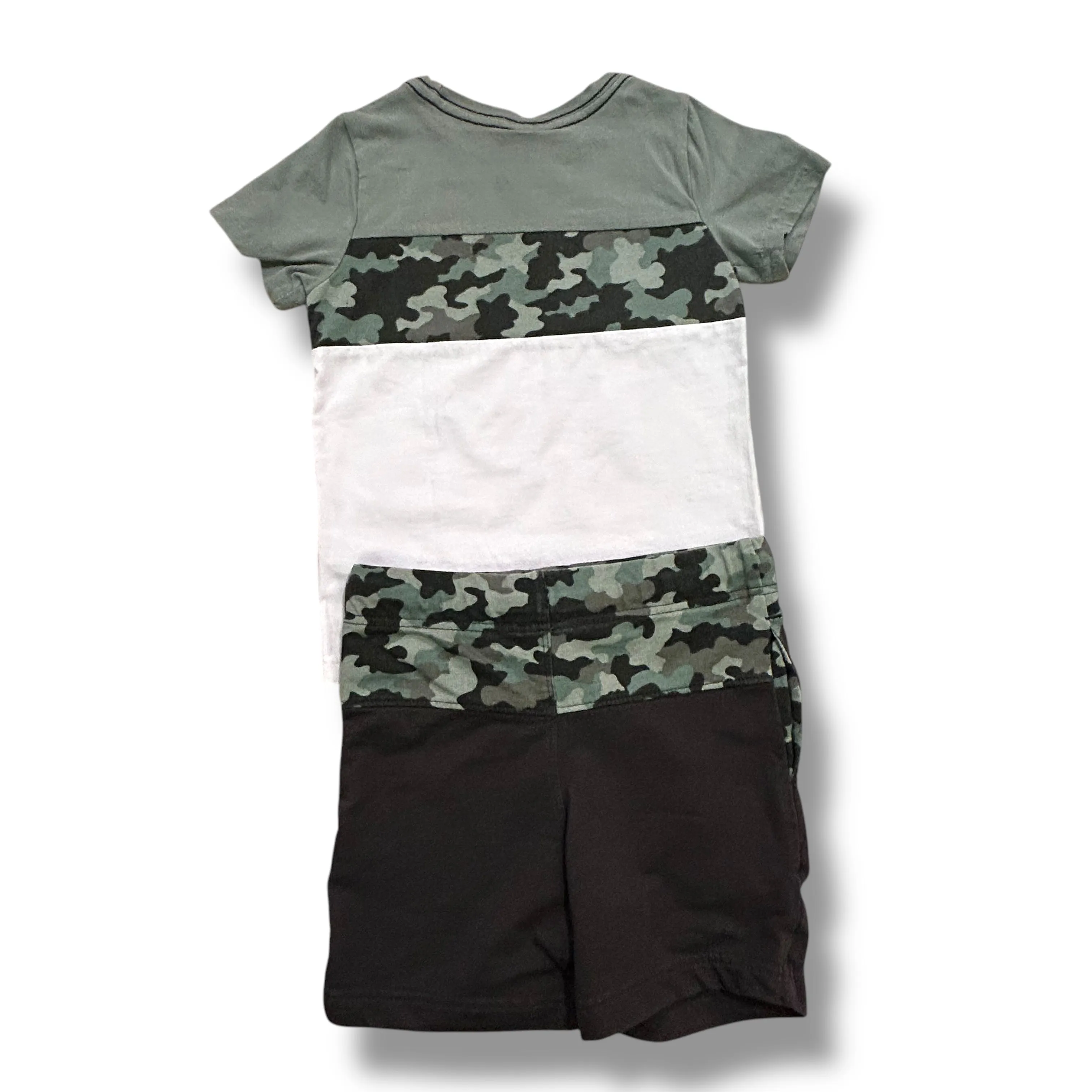 Tommy Bahama Boys Size 3T Outfit 2Pc Camo Shirt and Shorts Set