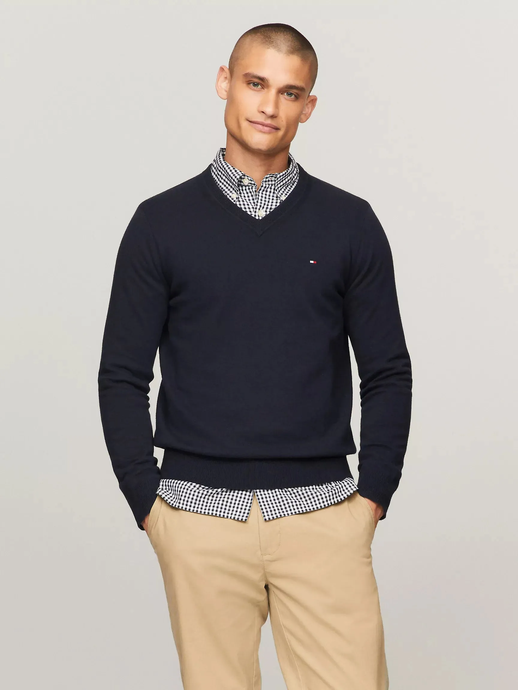 Tommy Hilfiger Solid Logo V-Neck Sweater - Men