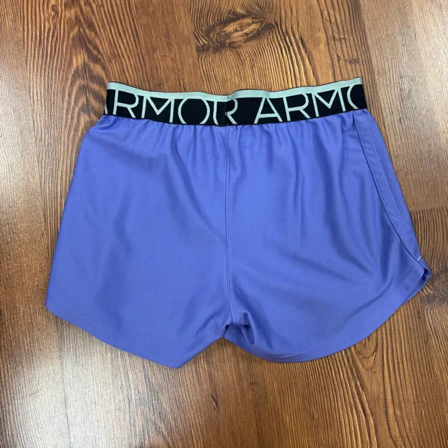 Under Armour SIZE M Athletic Shorts Girl's