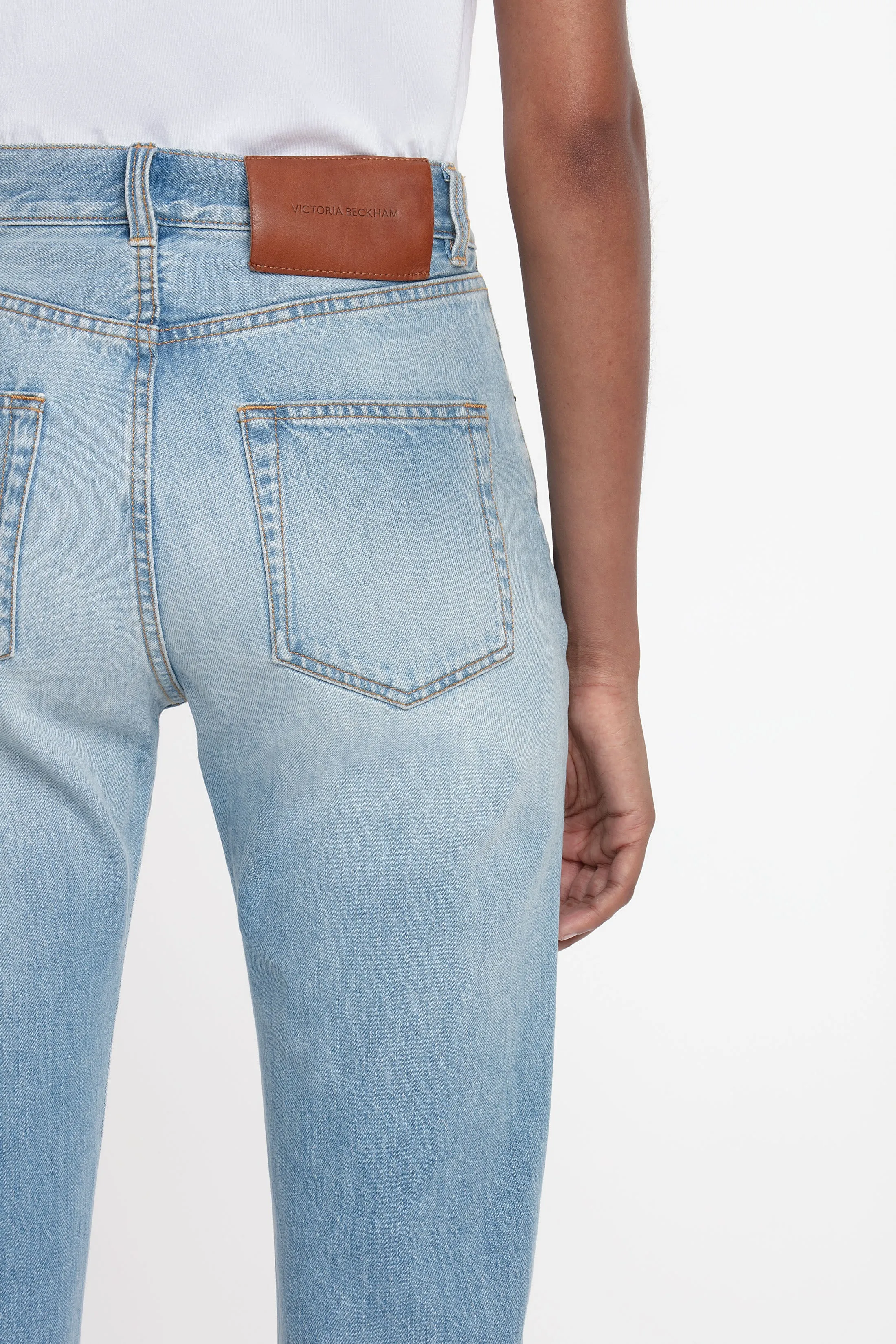 Victoria Relaxed Jean In Light Blue Wash Victoria Beckham