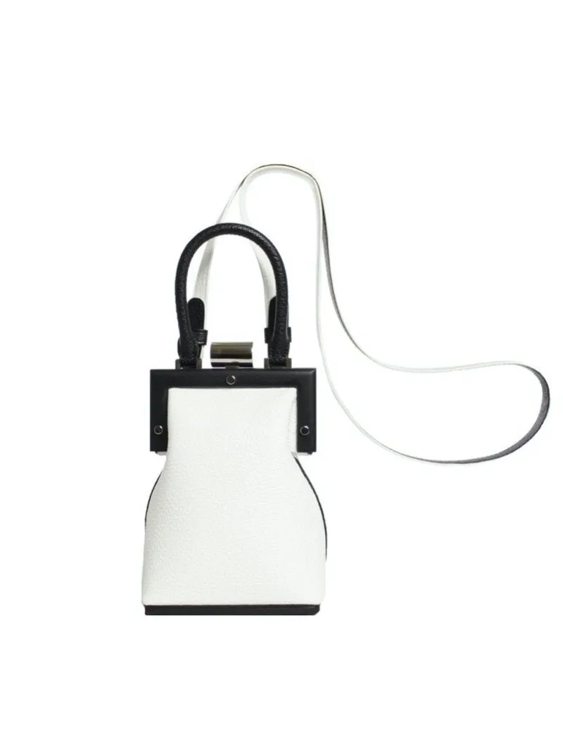 WHITE LA MINAUDIRE