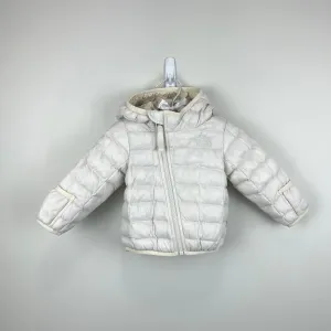 Worth Every Penny The North Face Baby ThermoBall Hooded Jacket Vintage White 3-6 Months  Last Chance!