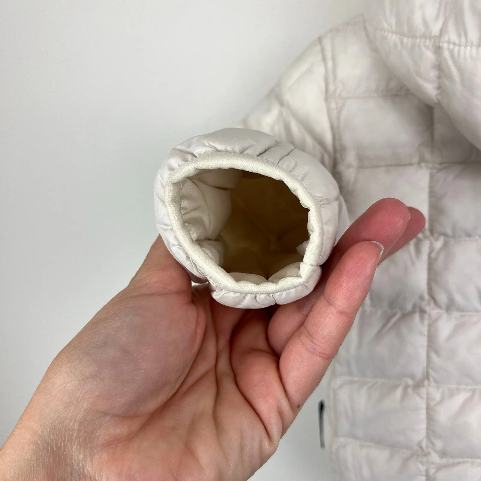 Worth Every Penny The North Face Baby ThermoBall Hooded Jacket Vintage White 3-6 Months  Last Chance!