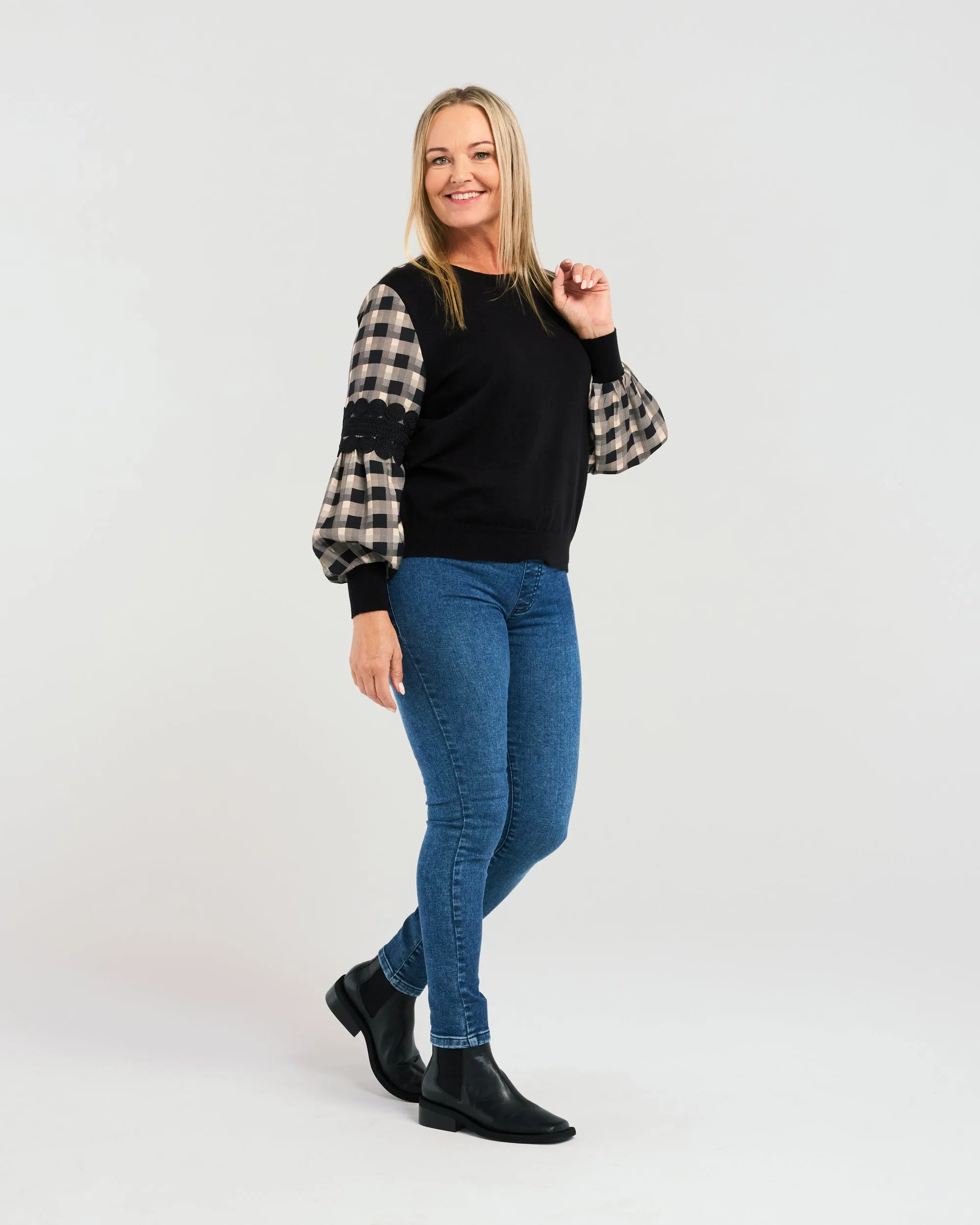 Zafina - Lilith Top -  Z2040-1 - Black Square