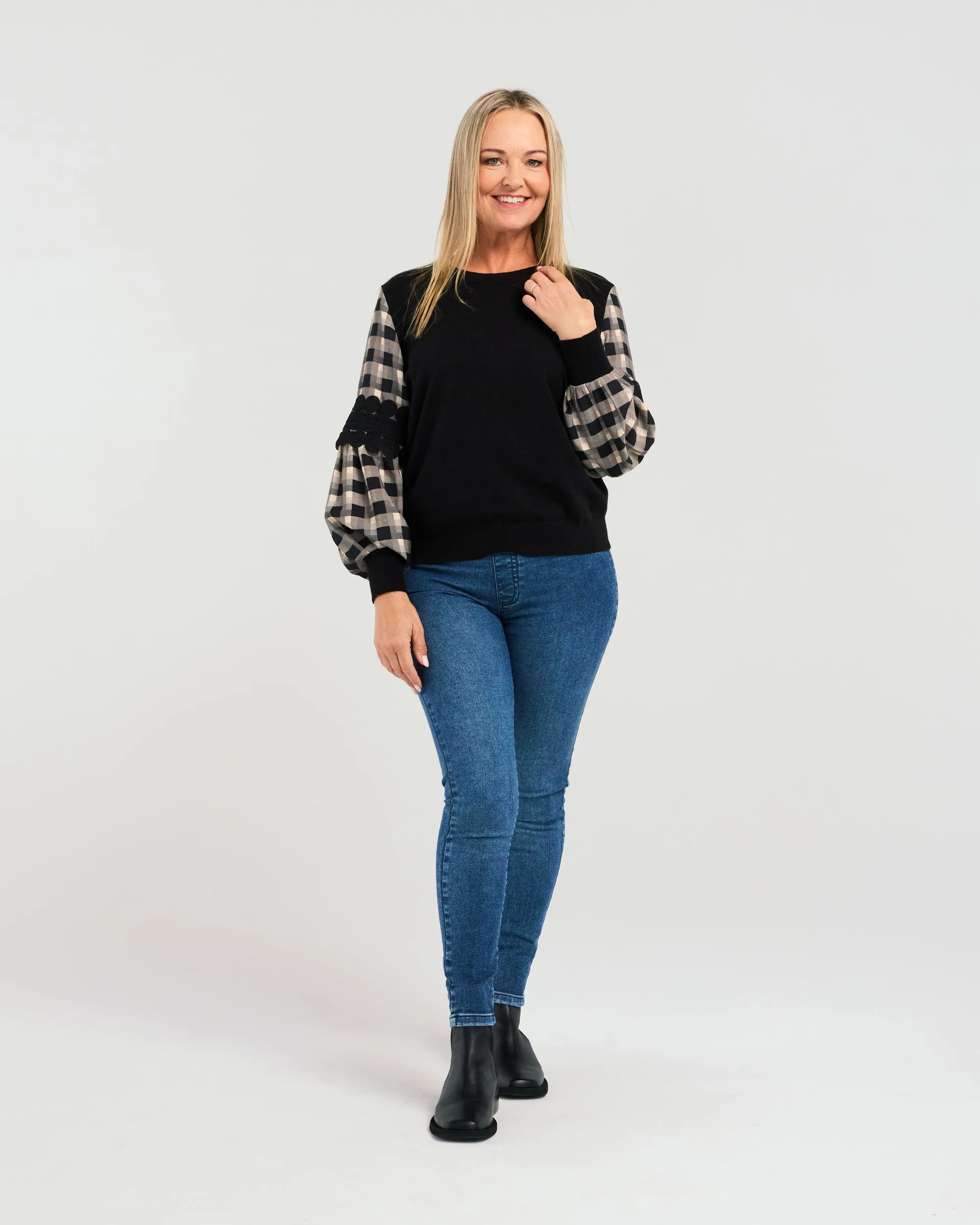 Zafina - Lilith Top -  Z2040-1 - Black Square