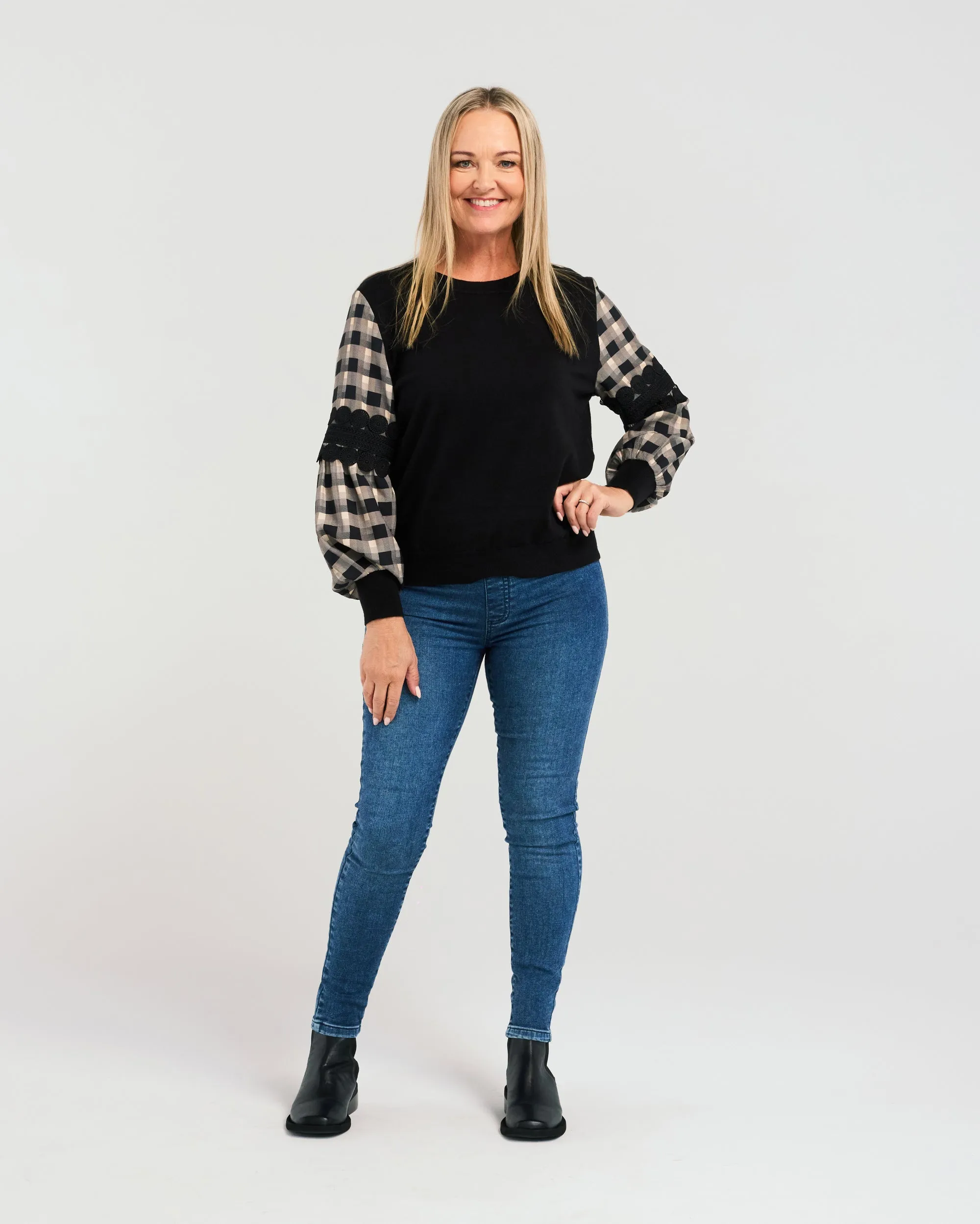 Zafina - Lilith Top -  Z2040-1 - Black Square